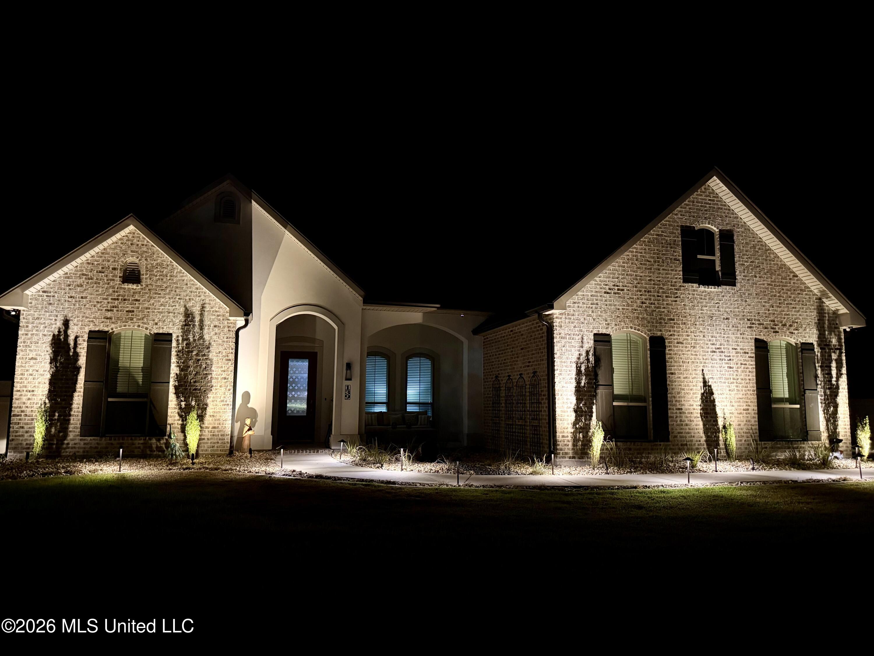 139 Jefferson Davis Parkway Property Photo 4