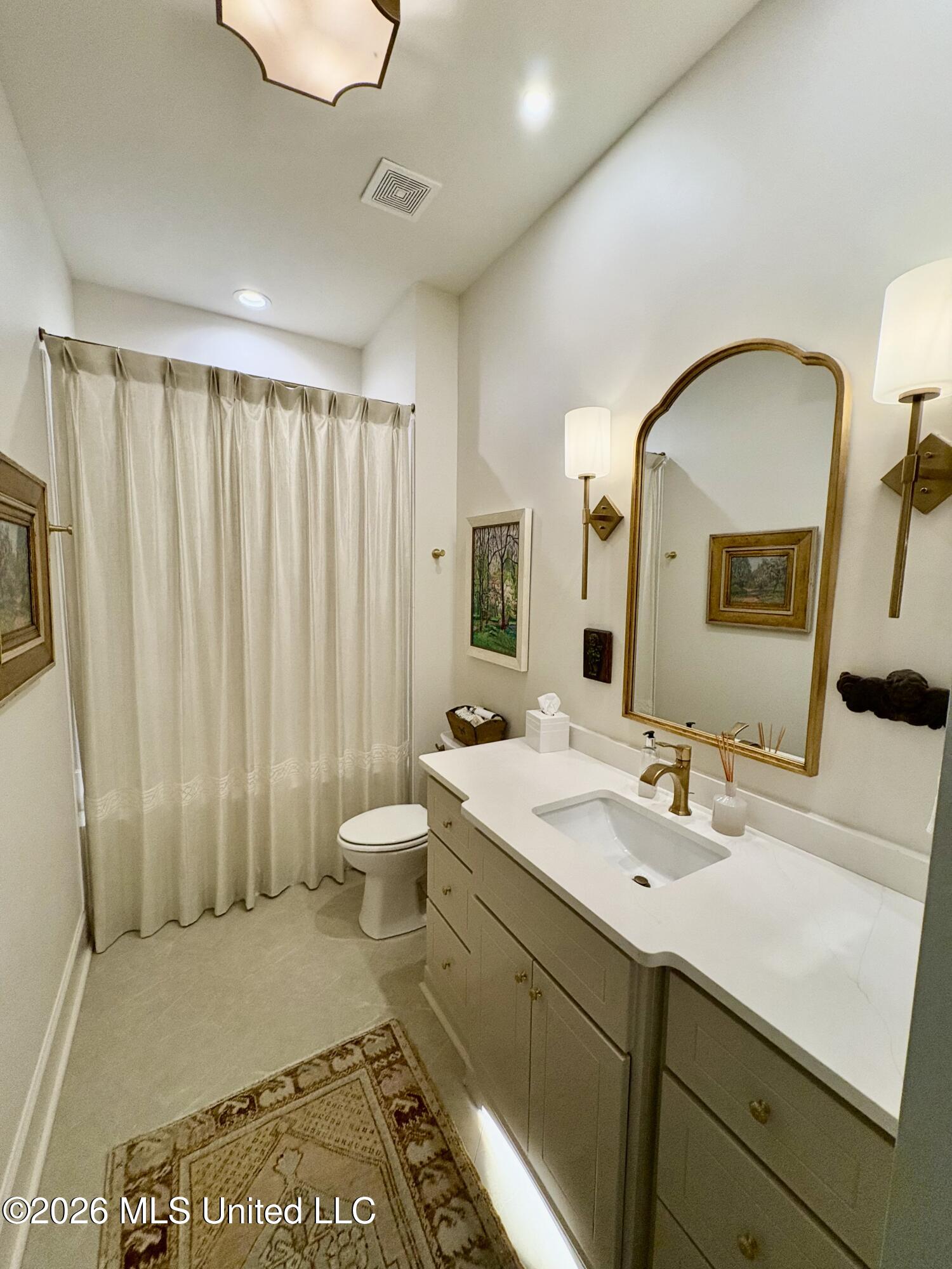 133 Commonwealth Drive Property Photo 25