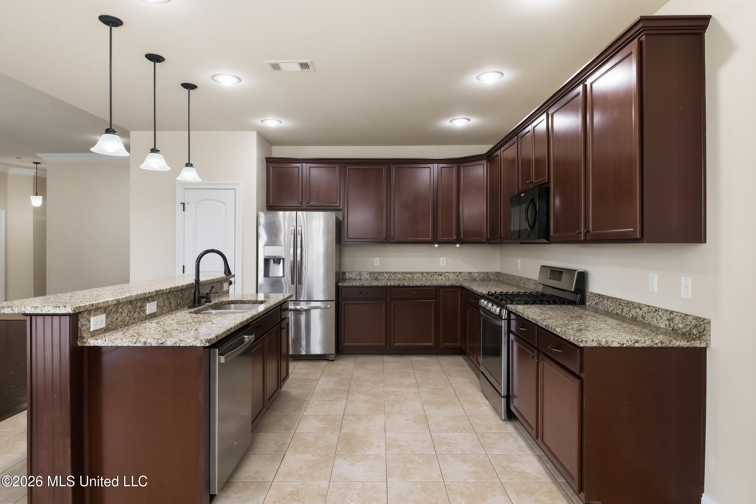15053 Belhaven Street Property Photo 20