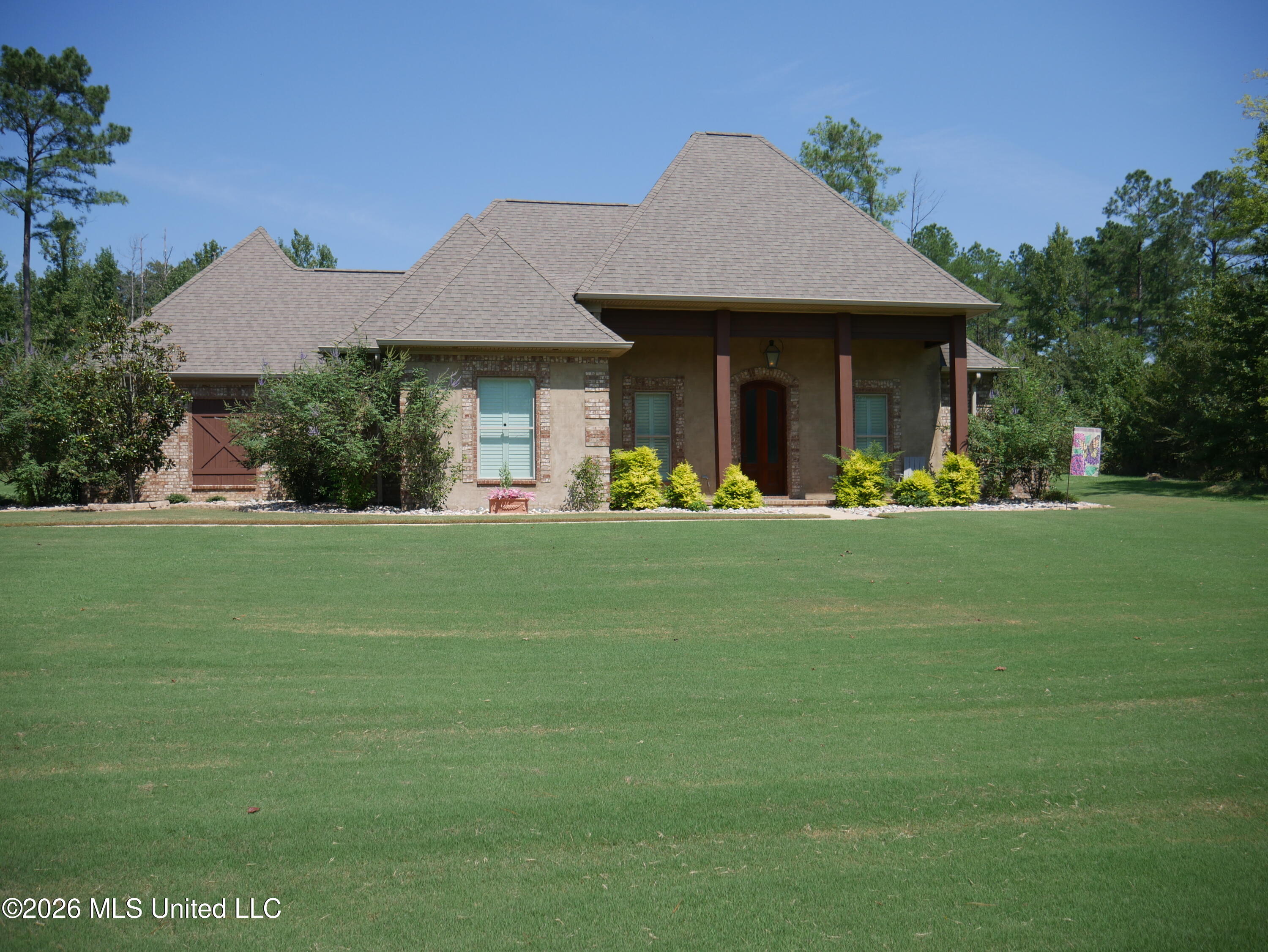 520 Viewpointe Way Property Photo 1