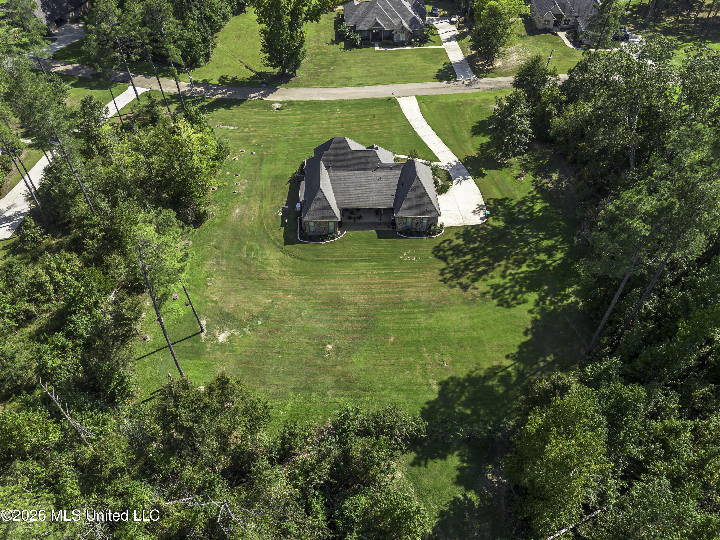 520 Viewpointe Way Property Photo 9