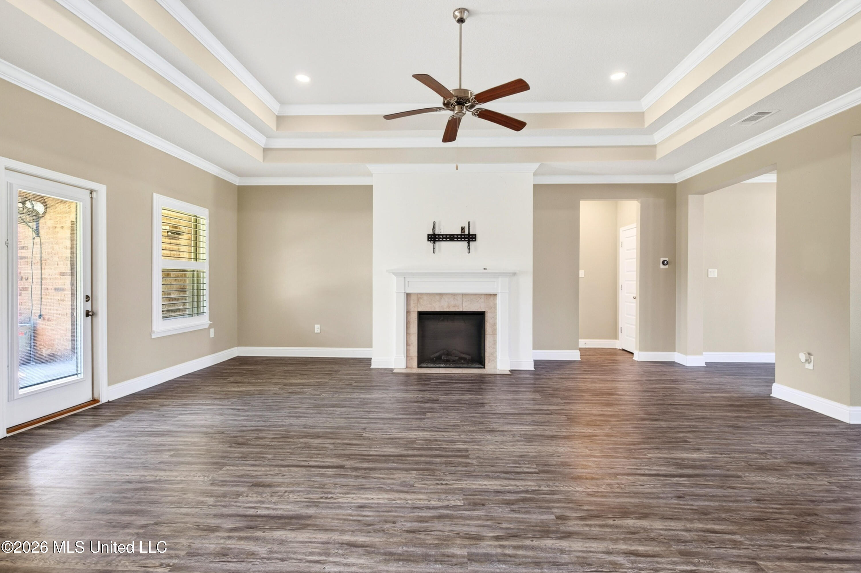 13438 Mayfair Lane Property Photo 8