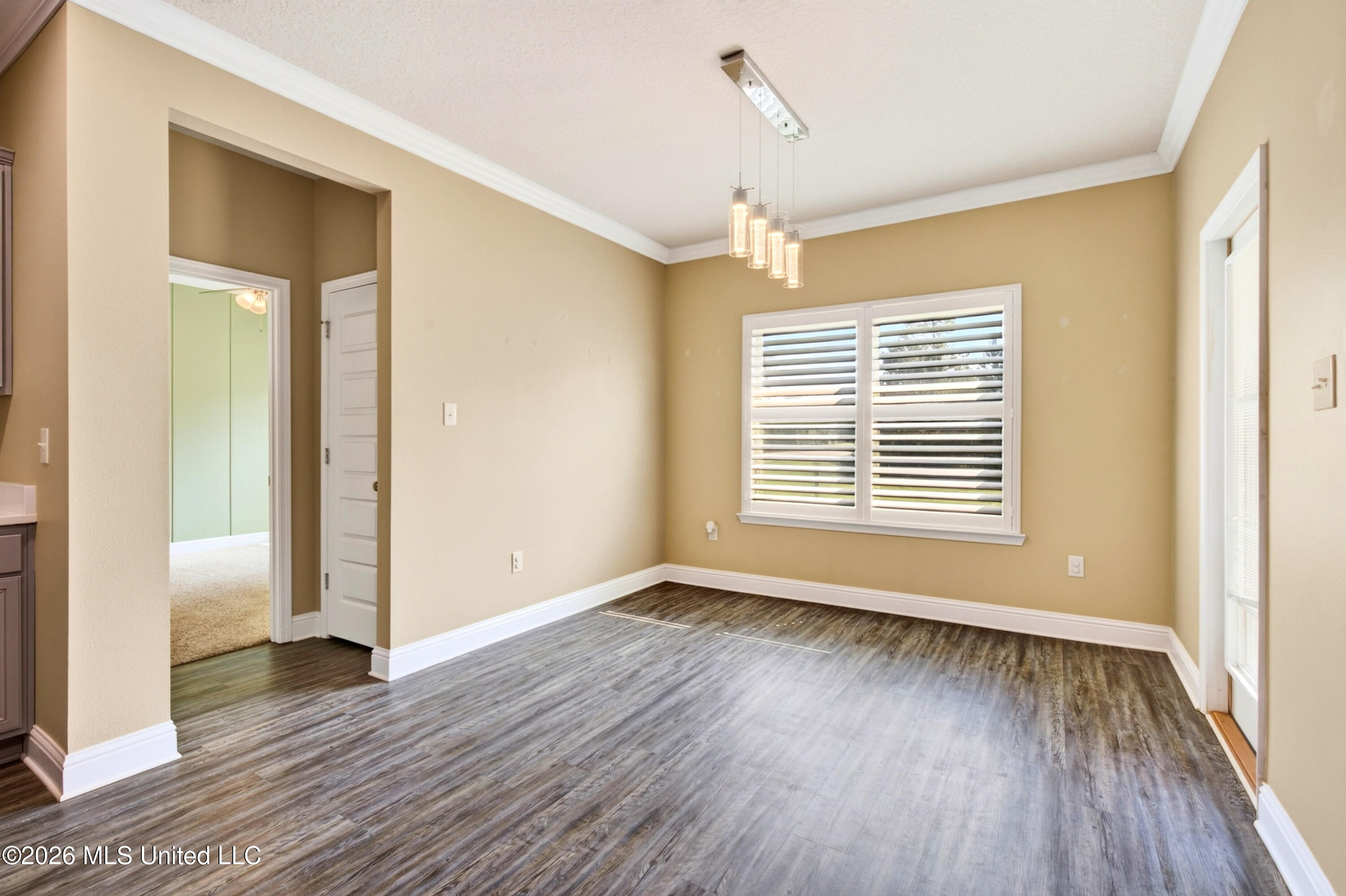 13438 Mayfair Lane Property Photo 14