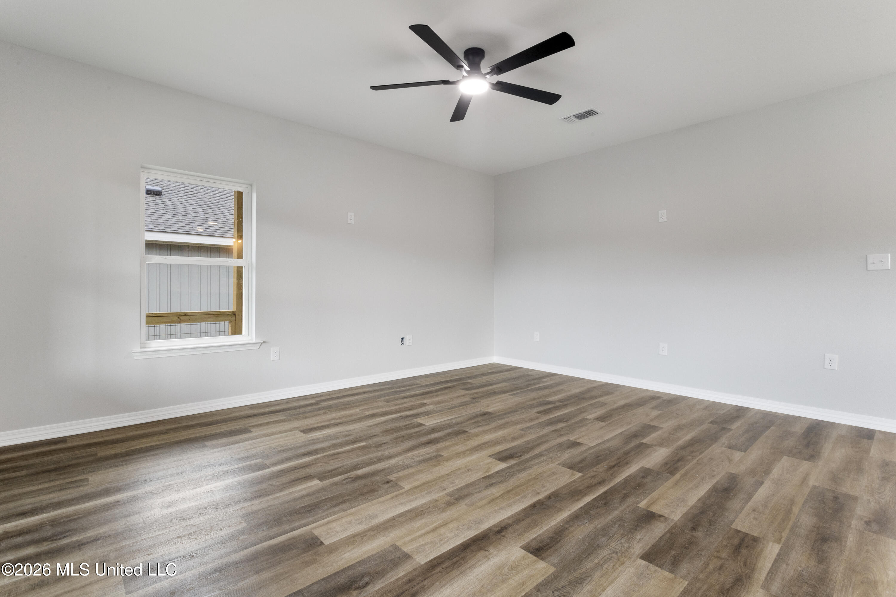 10074 Byrd Avenue Property Photo 8
