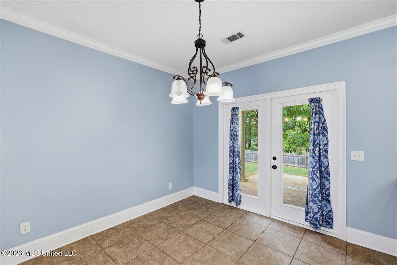 111 Harvey Circle Property Photo 14