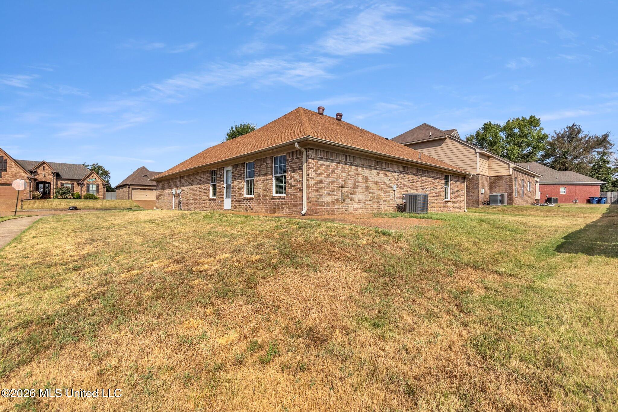 4278 Becky Sue Cove Property Photo 12