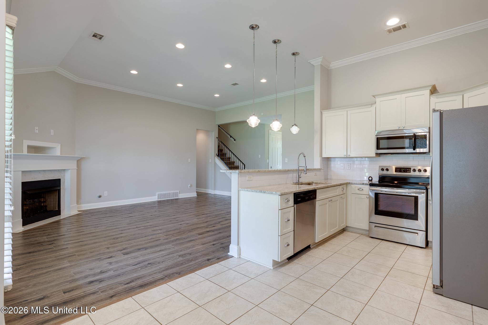 4956 Matthew Drive Property Photo 10