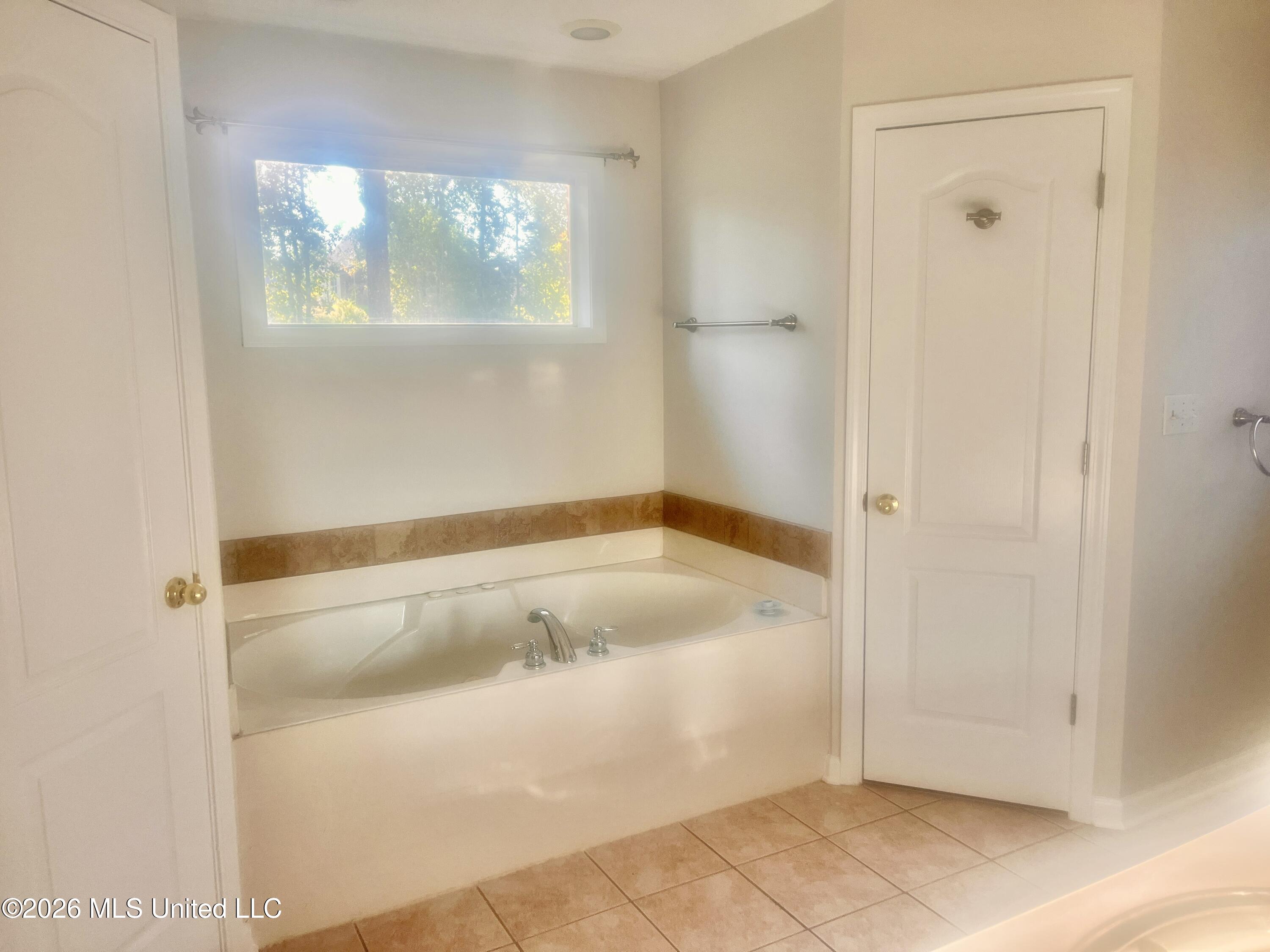 2160 Heritage Cove Property Photo 15