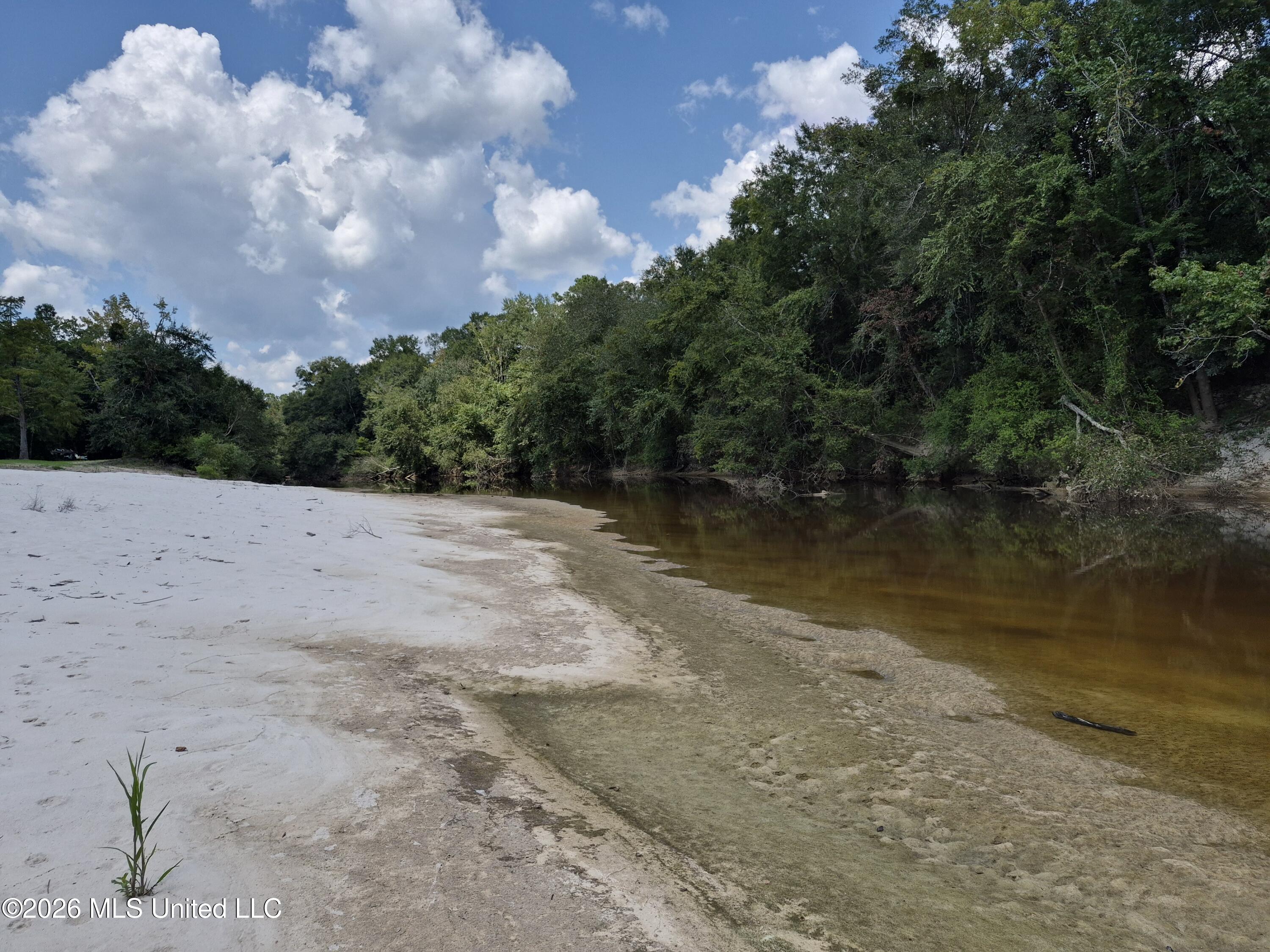 13756 River Road Property Photo 1