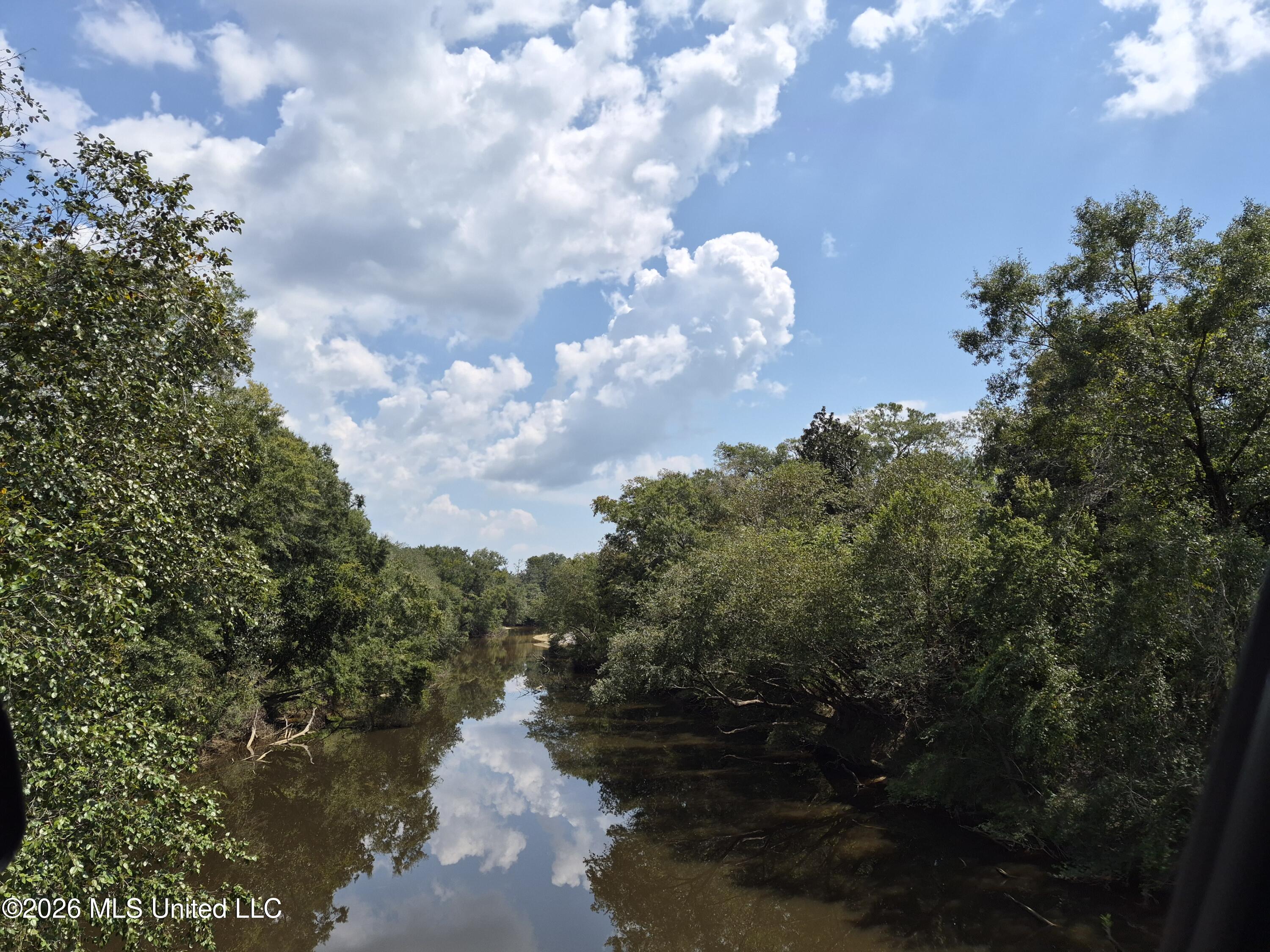 13756 River Road Property Photo 6