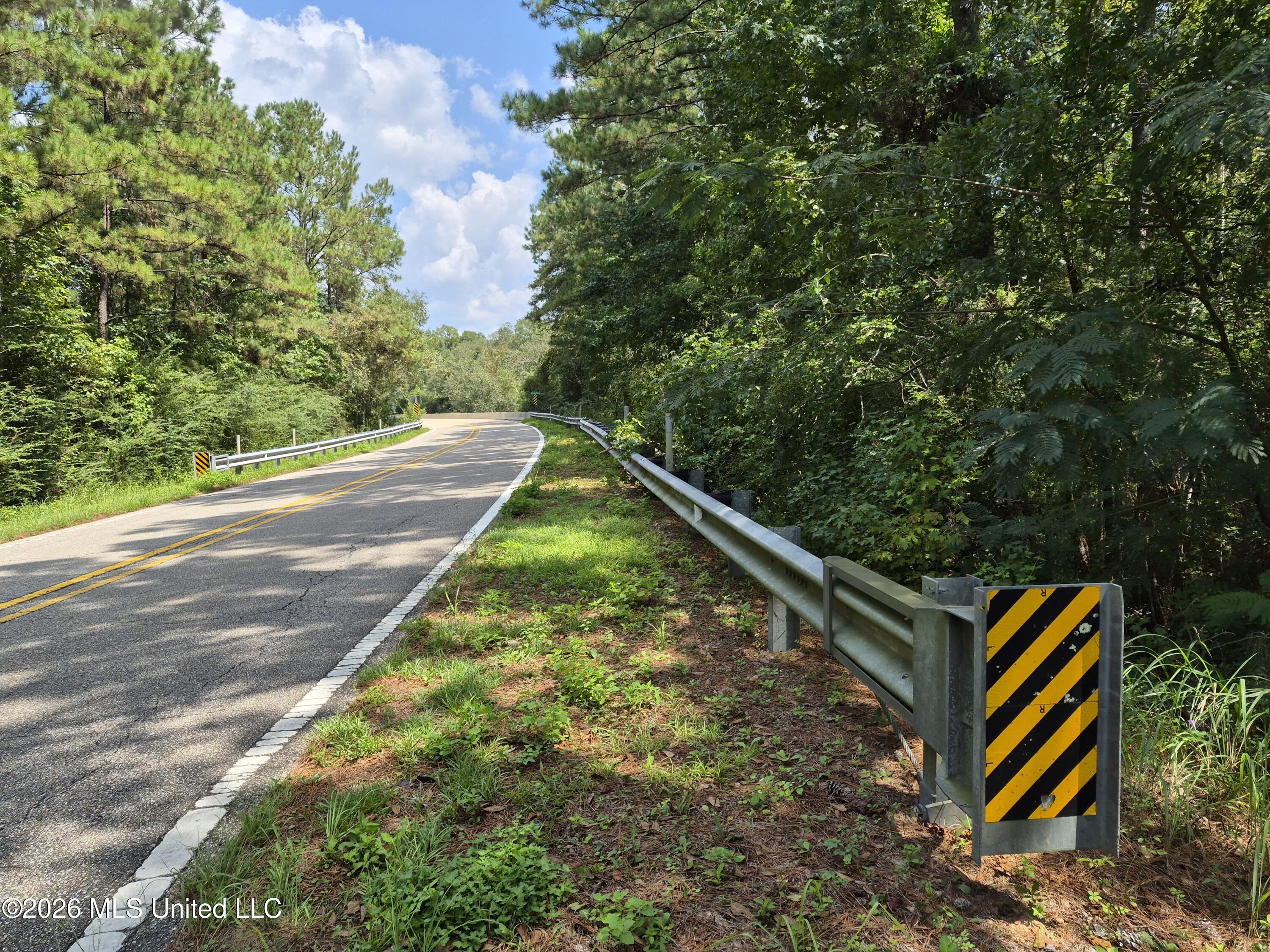 13756 River Road Property Photo 9