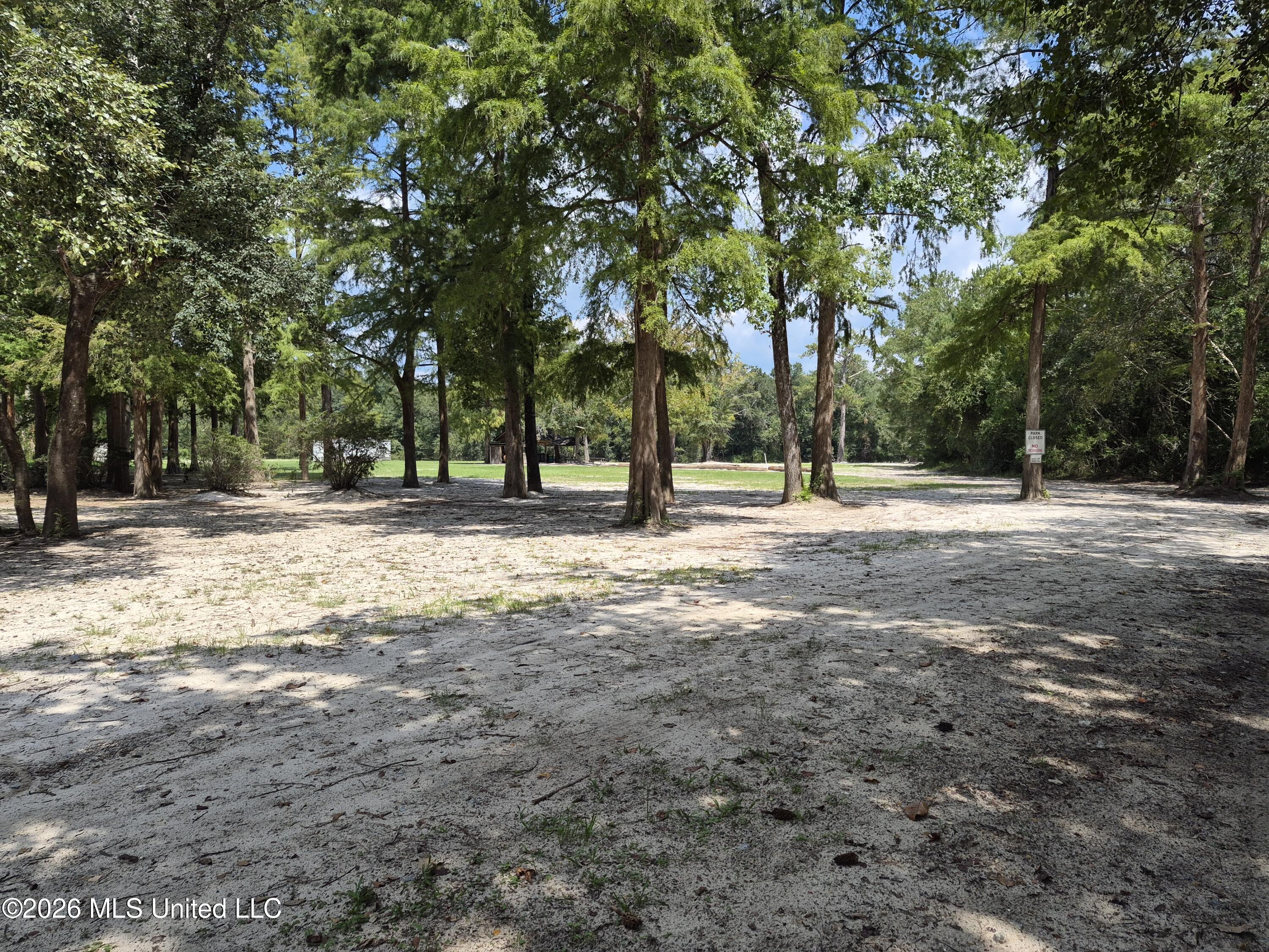 13756 River Road Property Photo 36