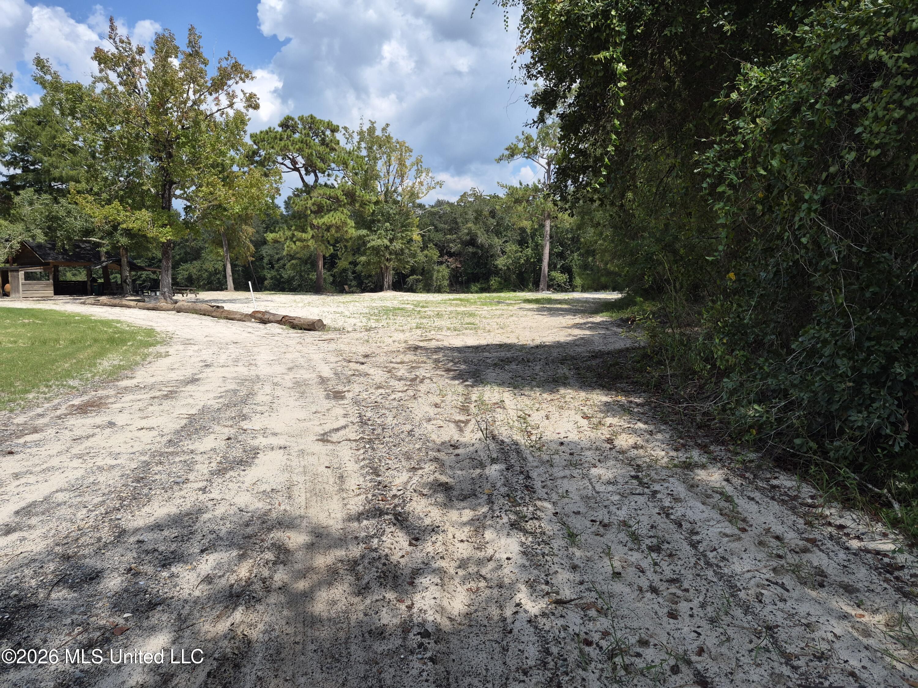 13756 River Road Property Photo 38