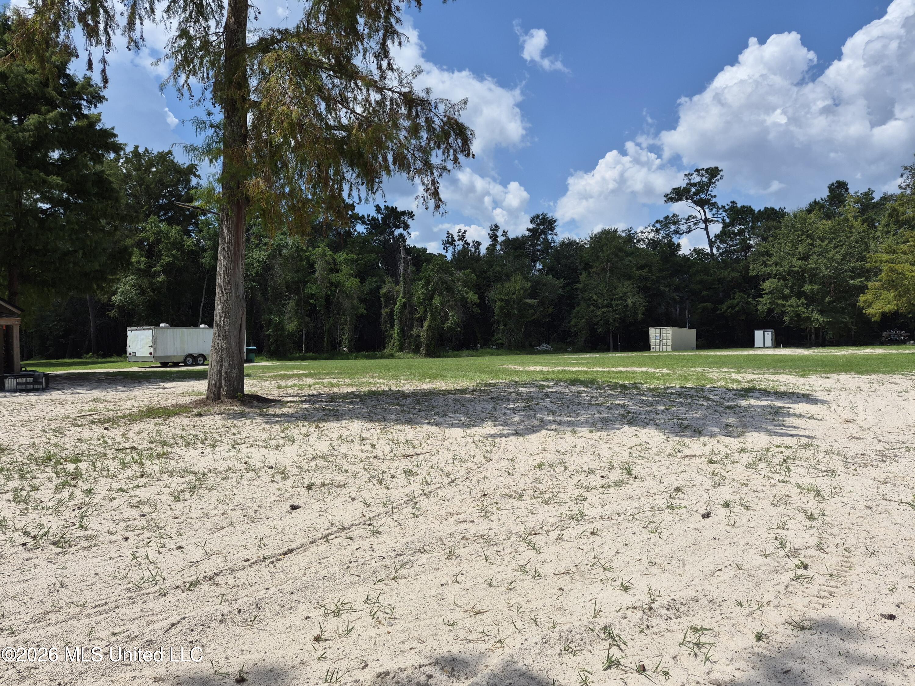 13756 River Road Property Photo 44