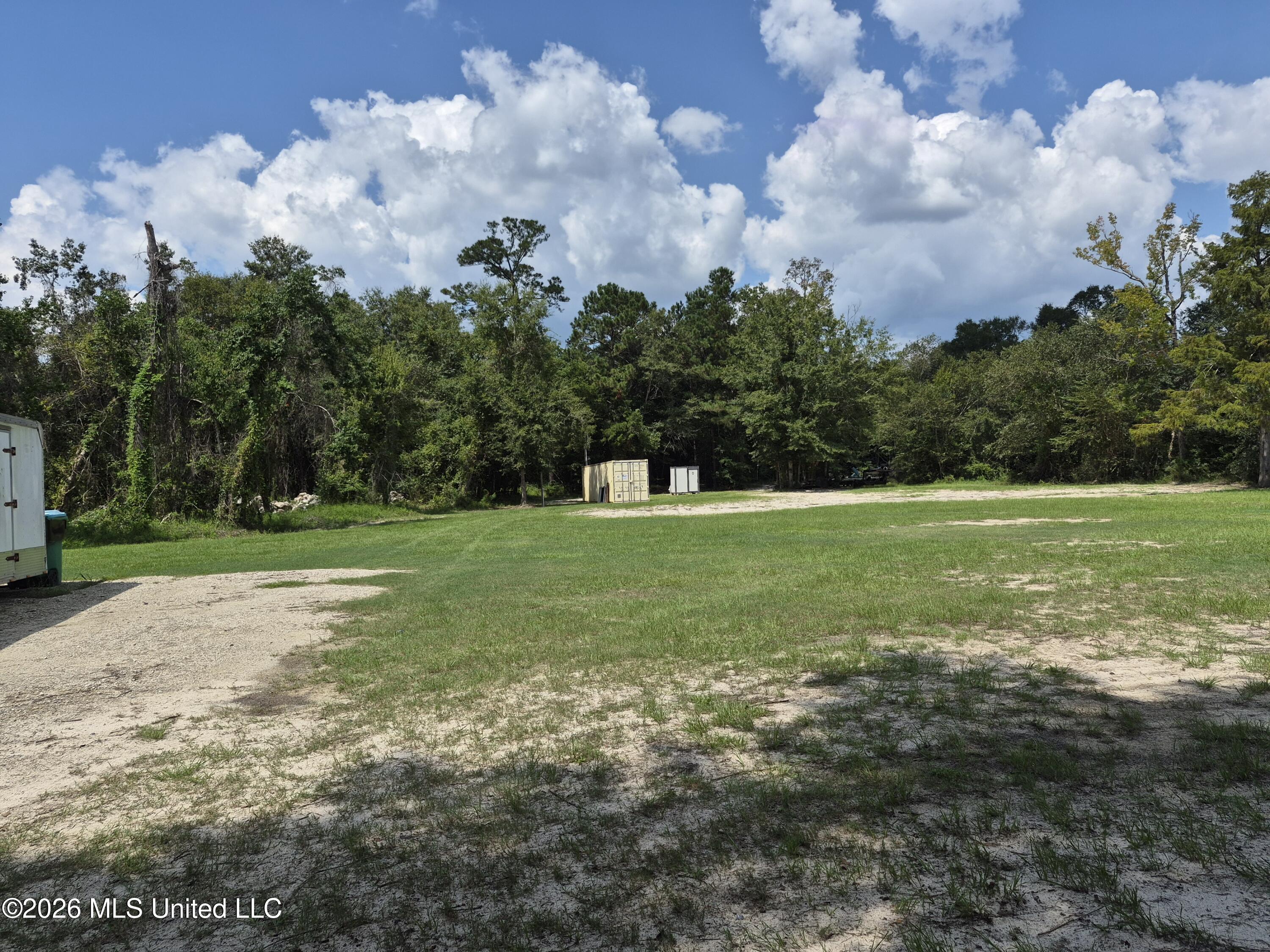 13756 River Road Property Photo 45