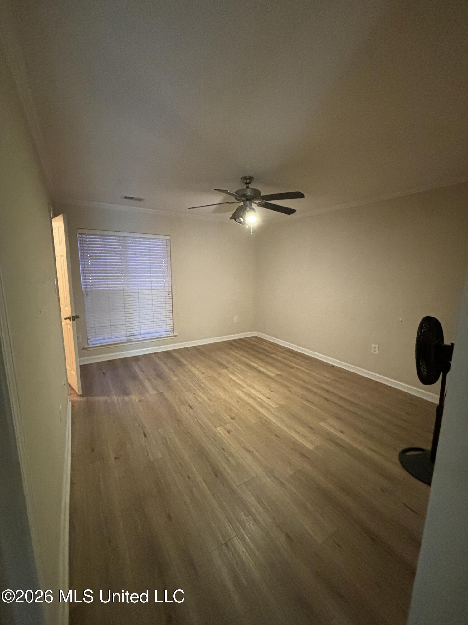 7562 Bear Cove Property Photo 8