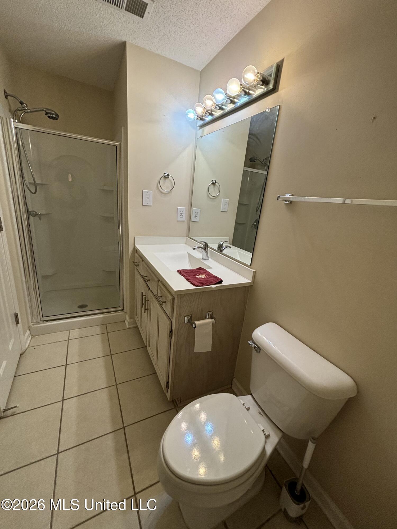 7562 Bear Cove Property Photo 11