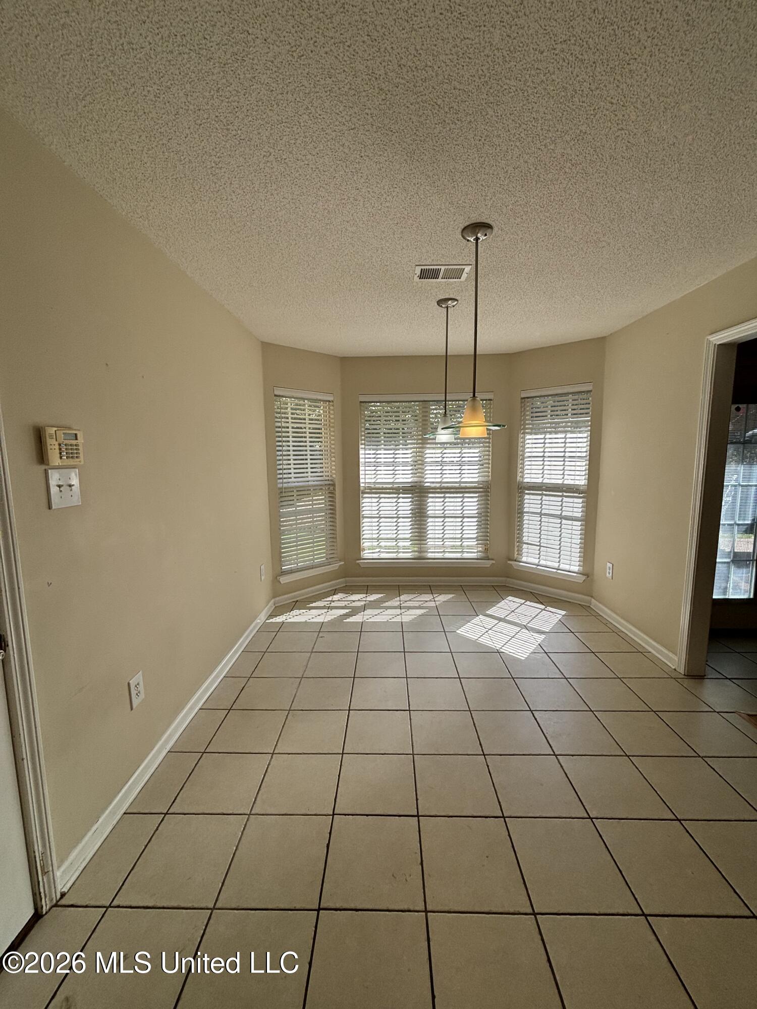 7562 Bear Cove Property Photo 14