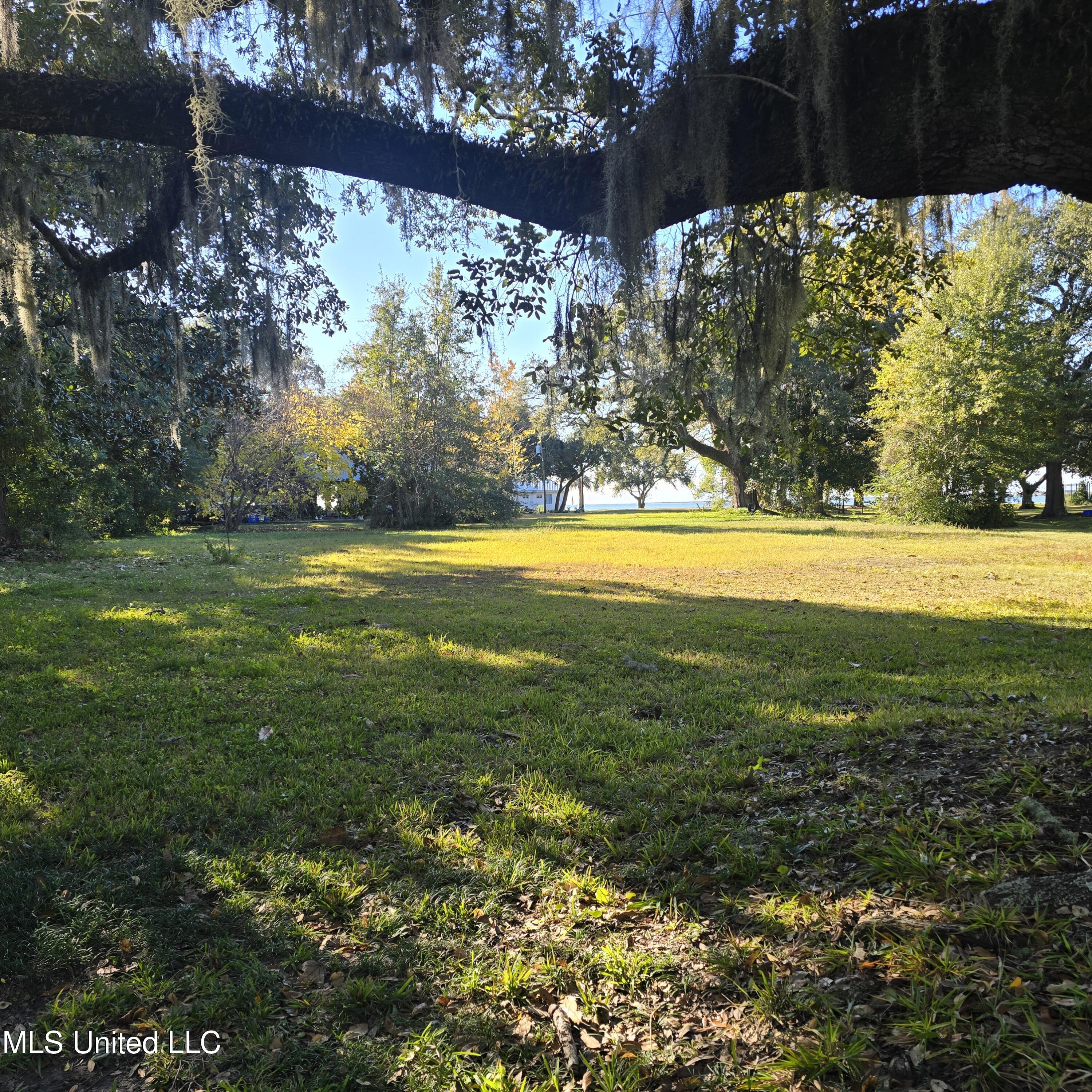 704 Washington Avenue Property Photo 1