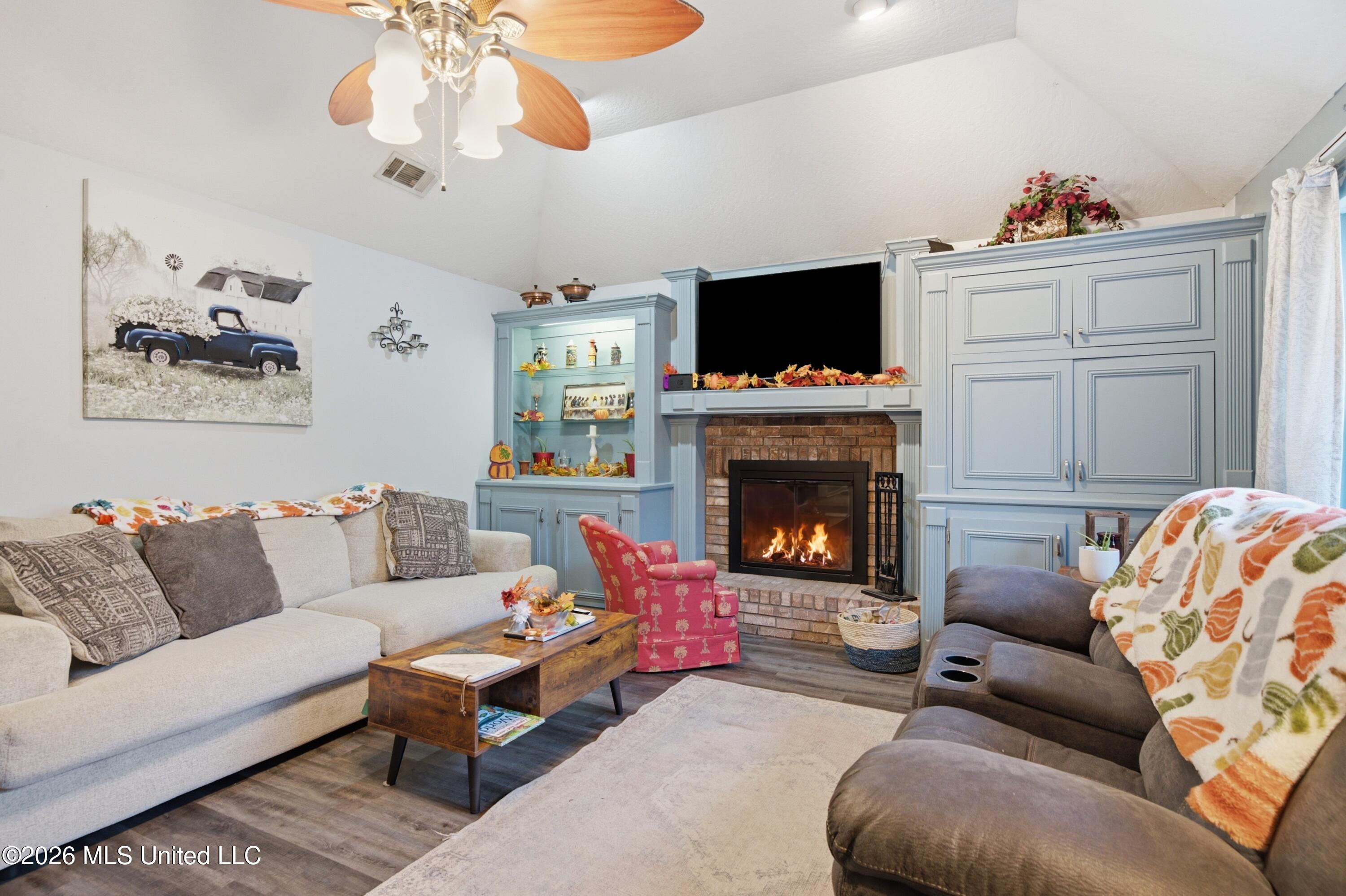 125 Dove Hollow Property Photo 8