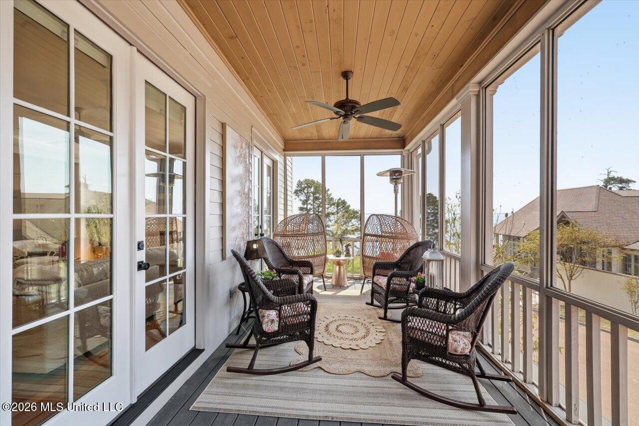 211 N Natchez Drive Property Photo 10