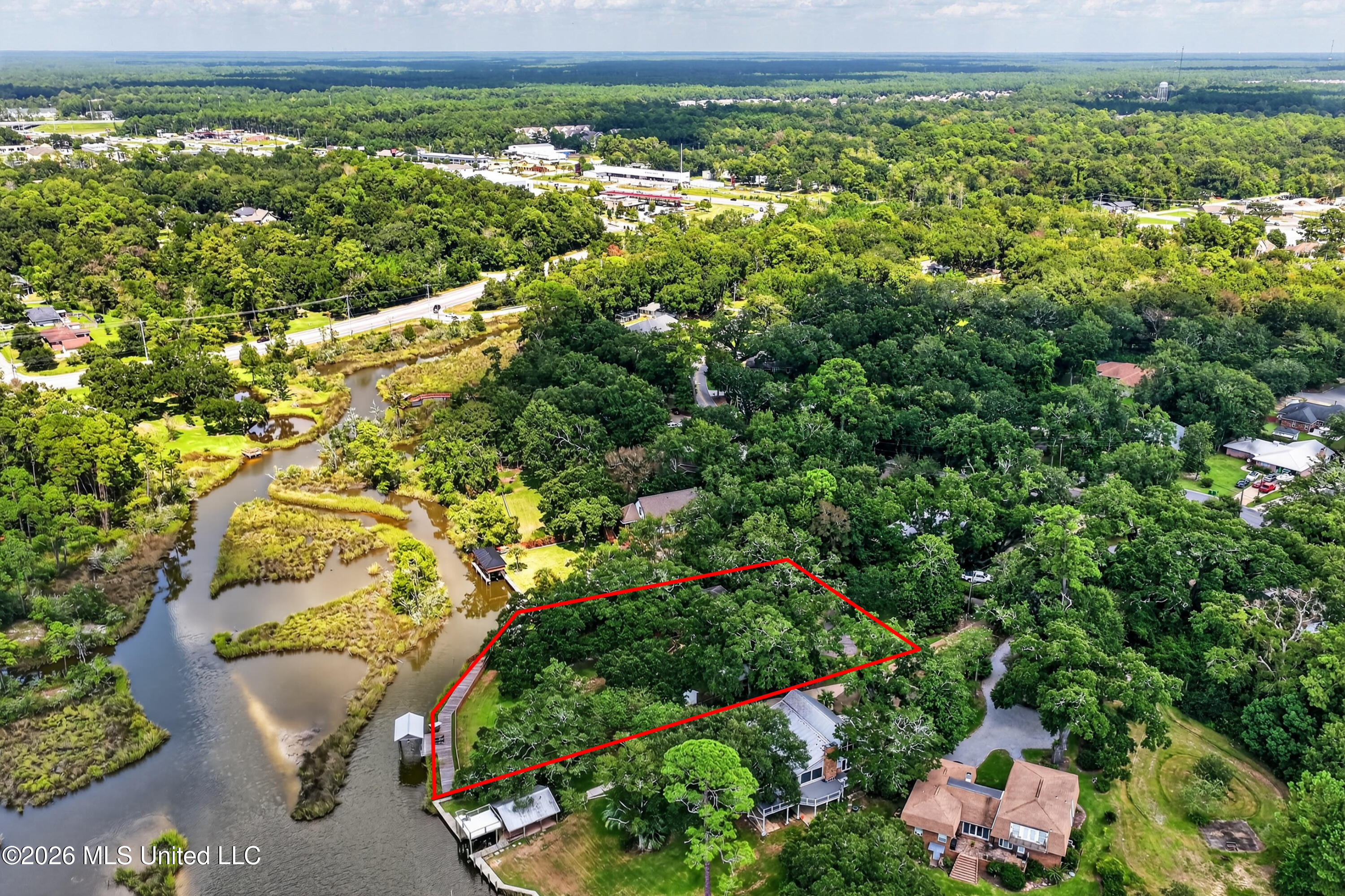14008 Bay Sweep Circle Property Photo 3