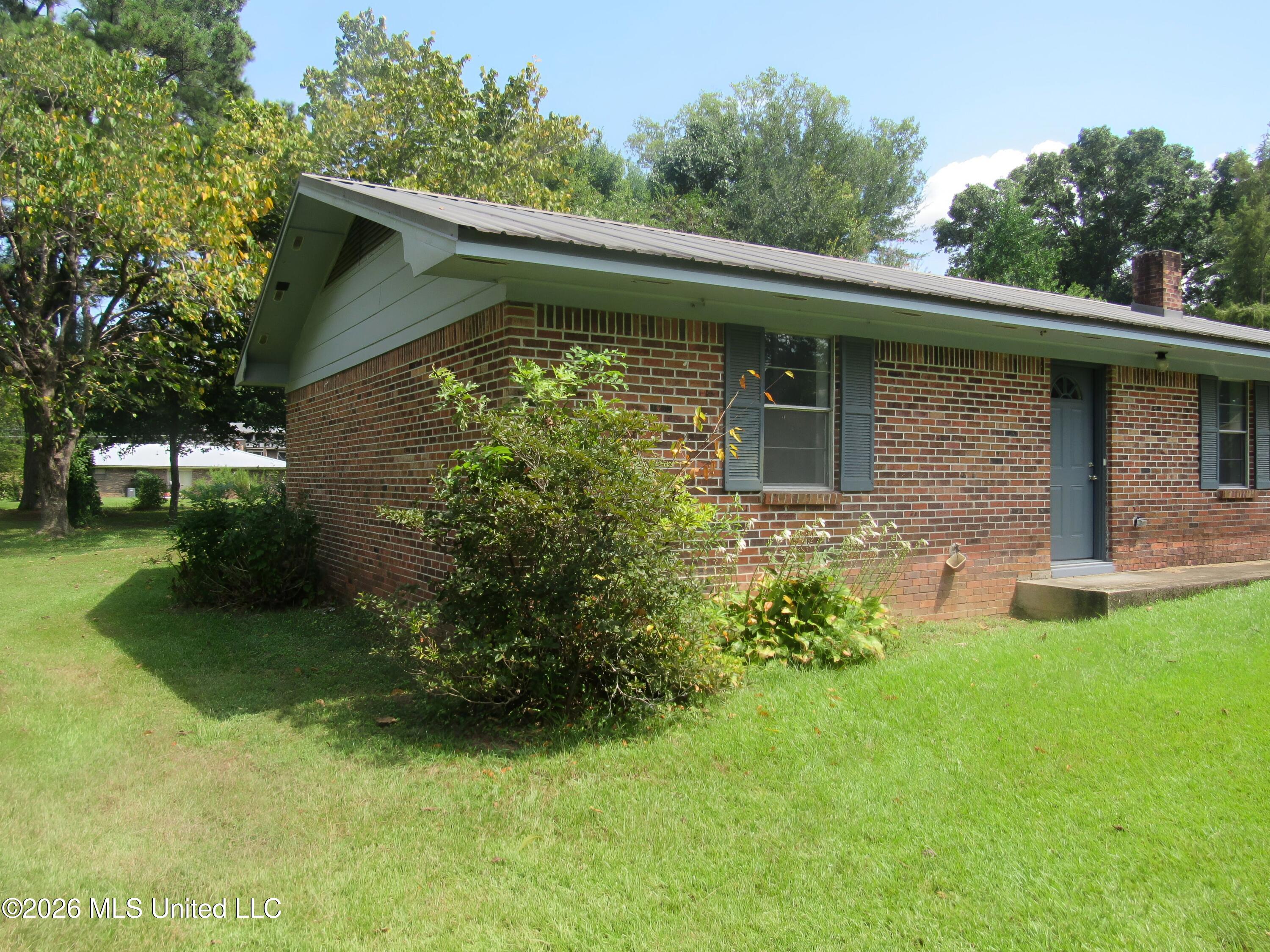 404 N Washington Property Photo 2