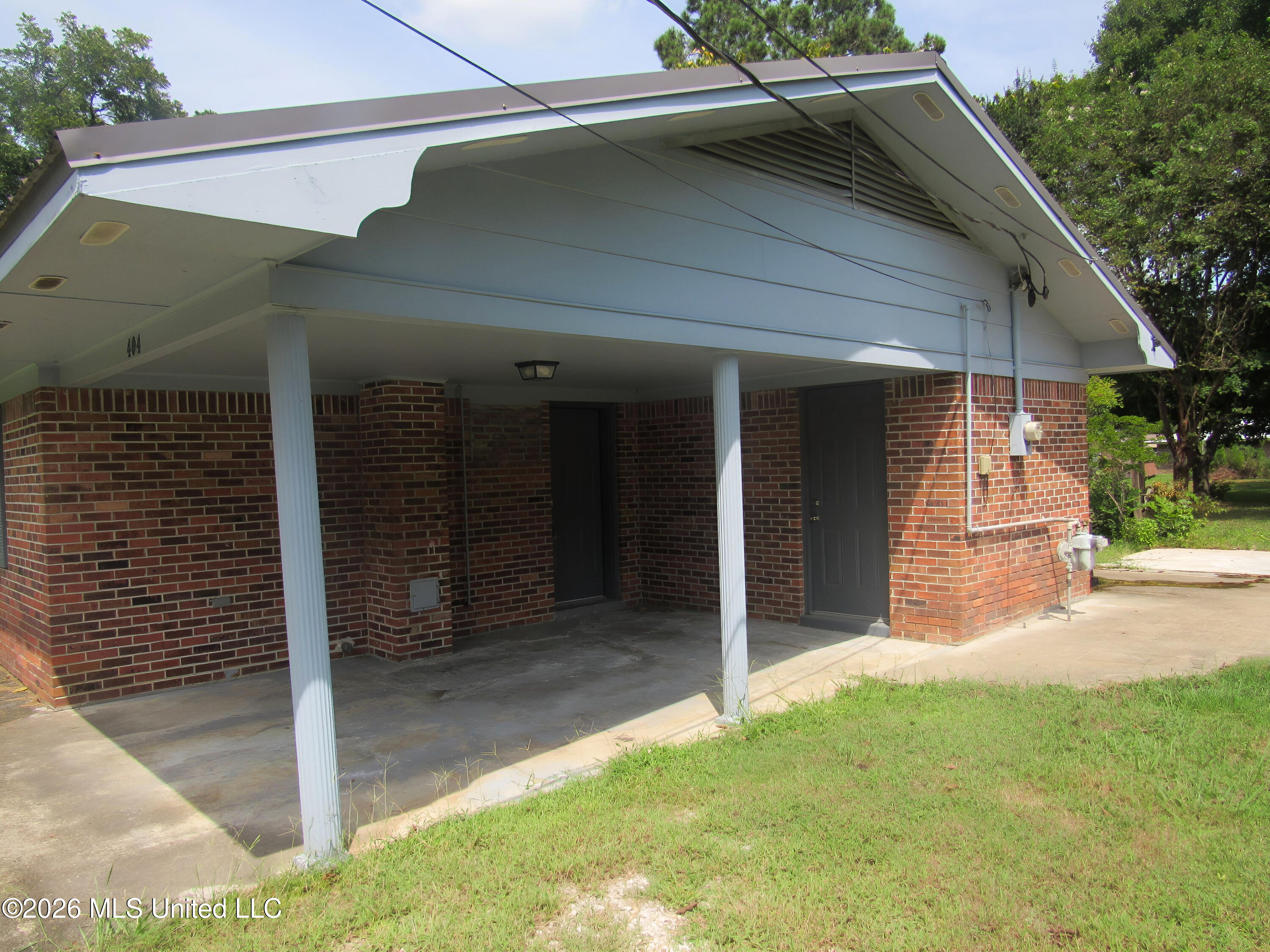 404 N Washington Property Photo 3