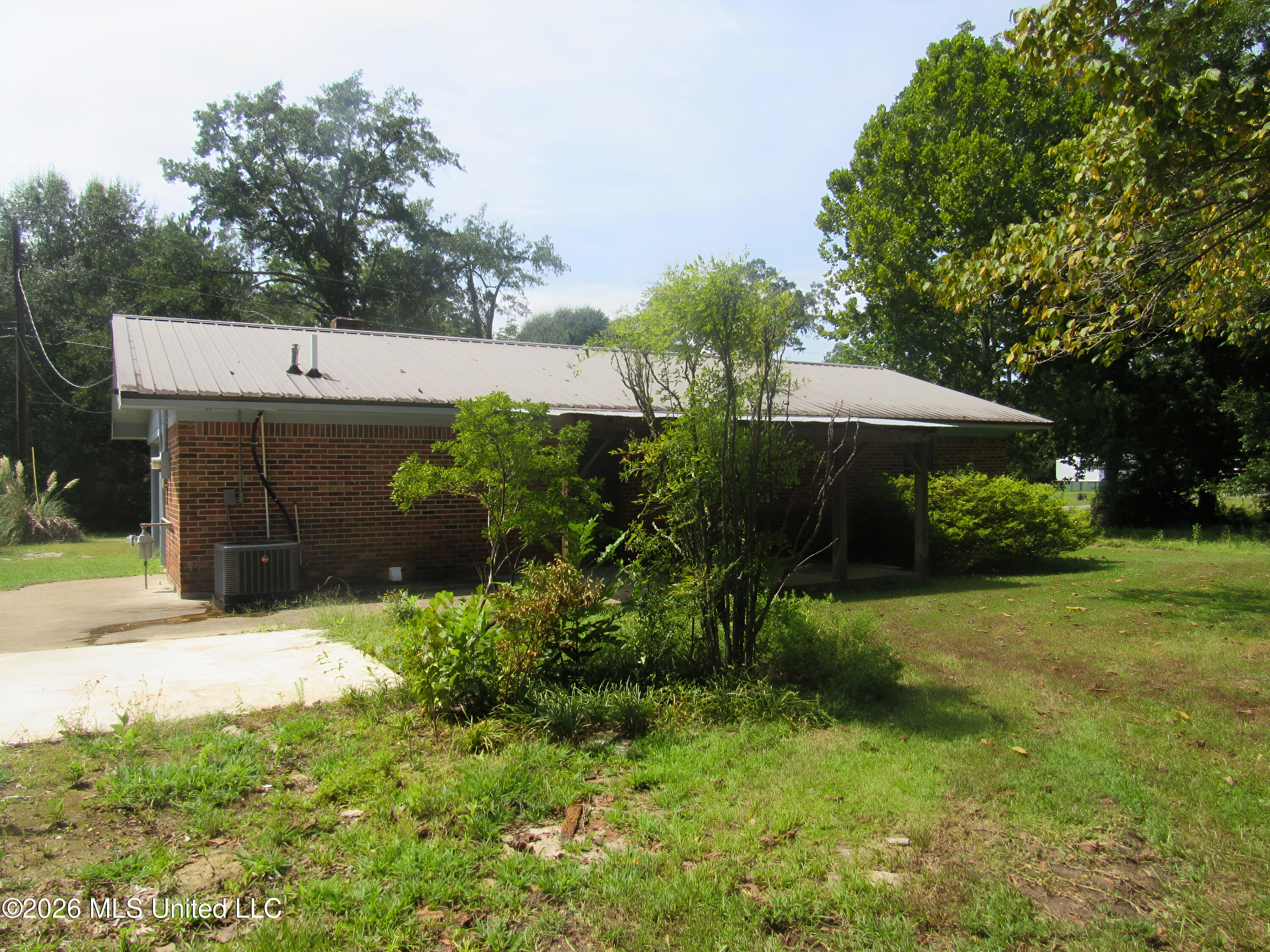 404 N Washington Property Photo 5