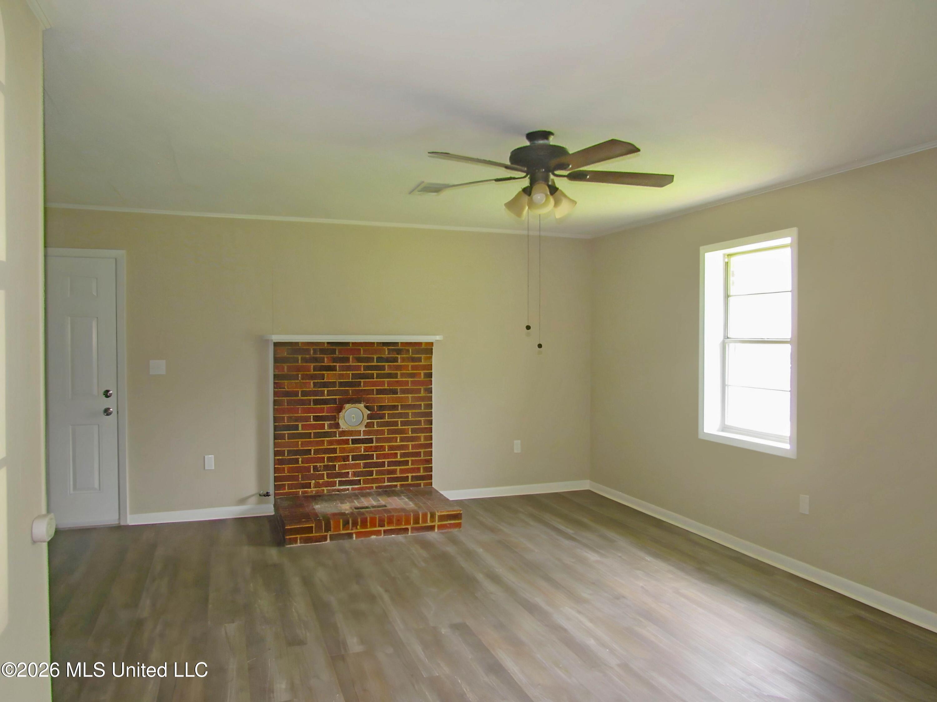 404 N Washington Property Photo 10