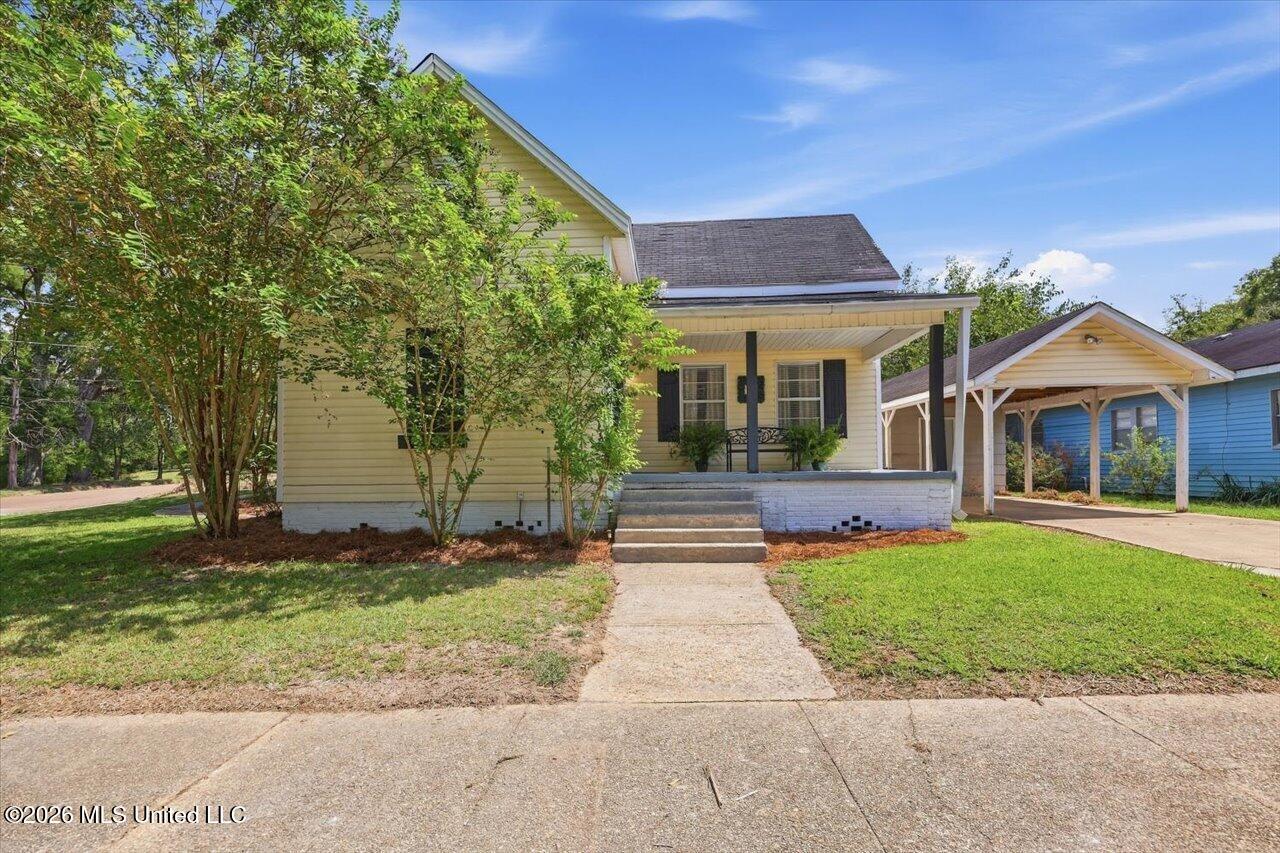 519 N Main Street Property Photo 1