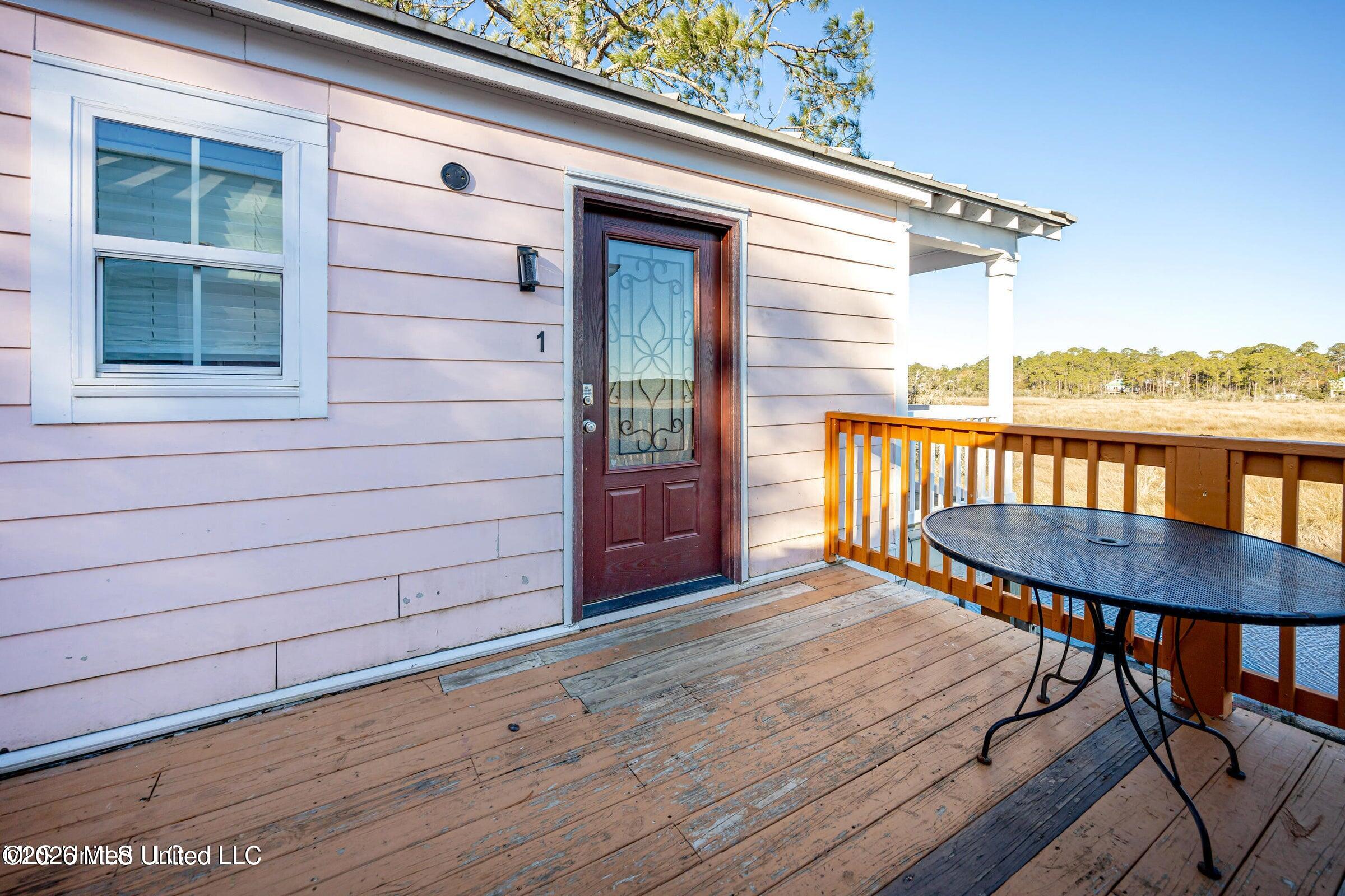 2231 E Simmons Bayou Drive Property Photo 11