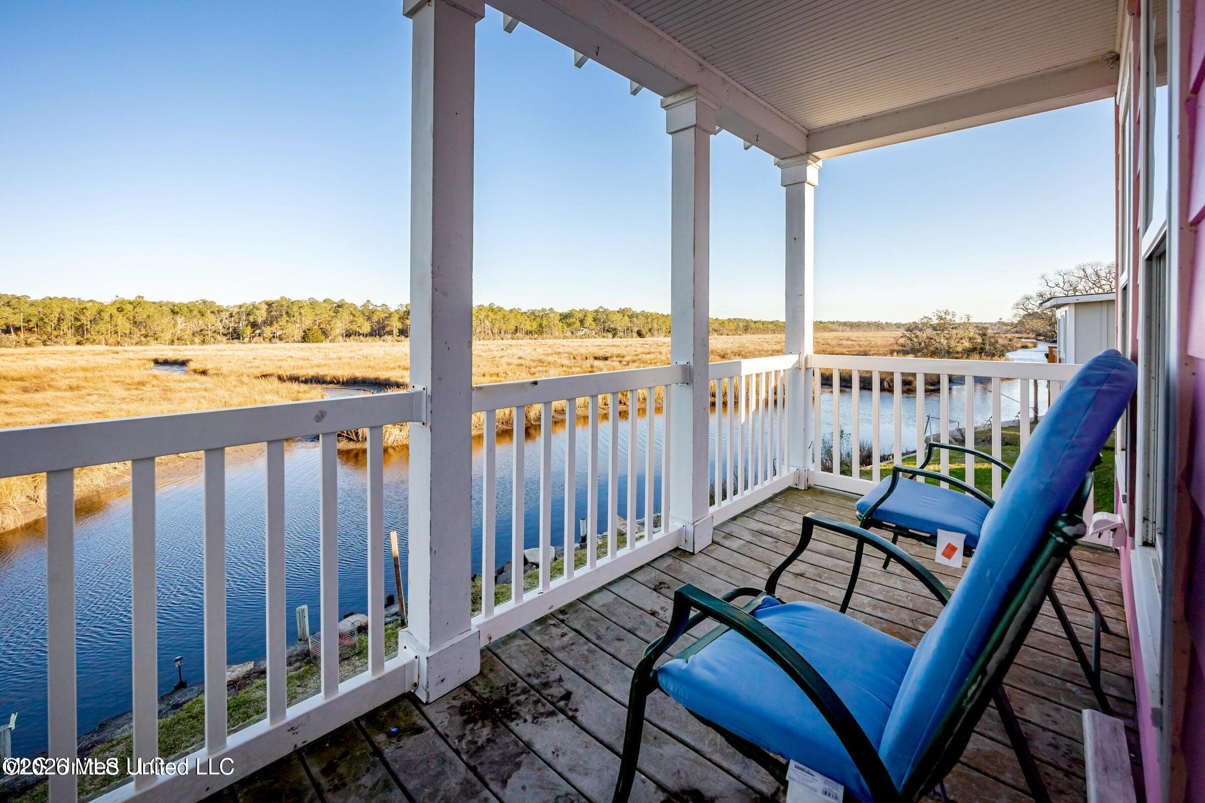 2231 E Simmons Bayou Drive Property Photo 14