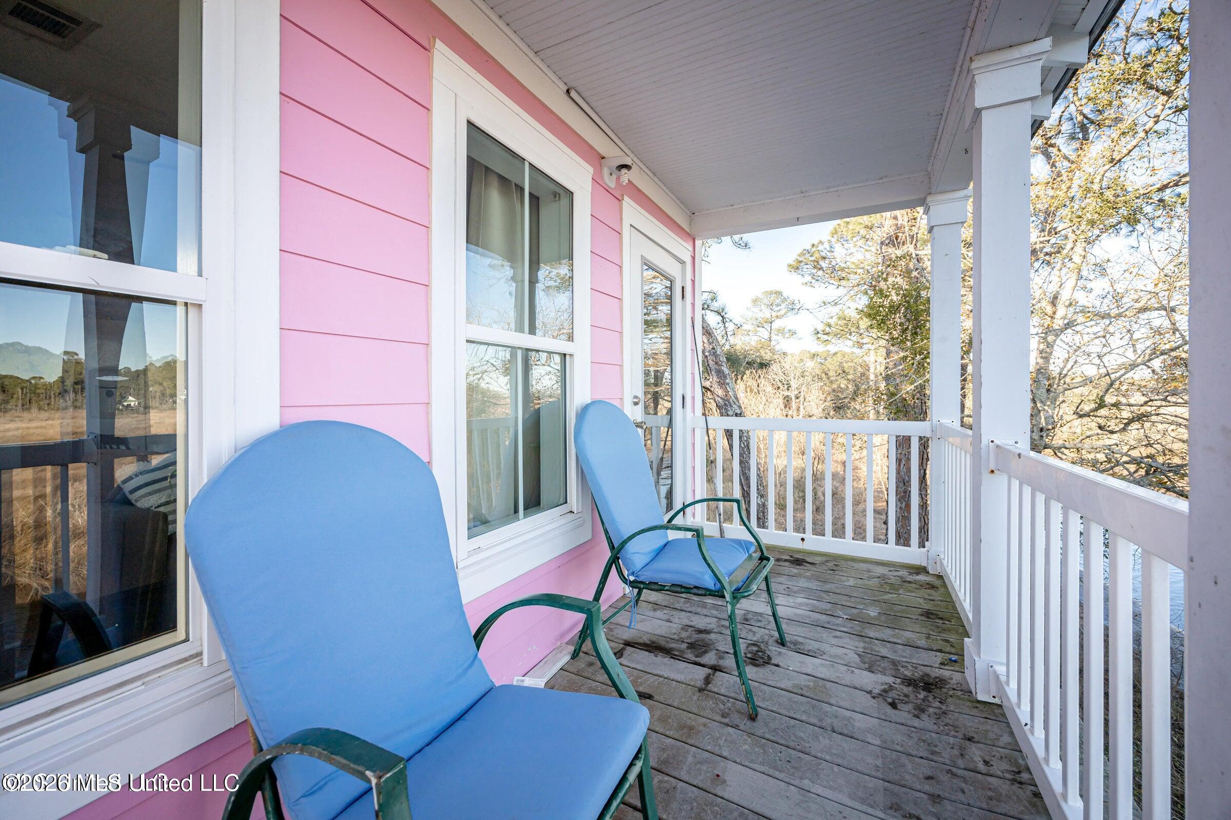 2231 E Simmons Bayou Drive Property Photo 16