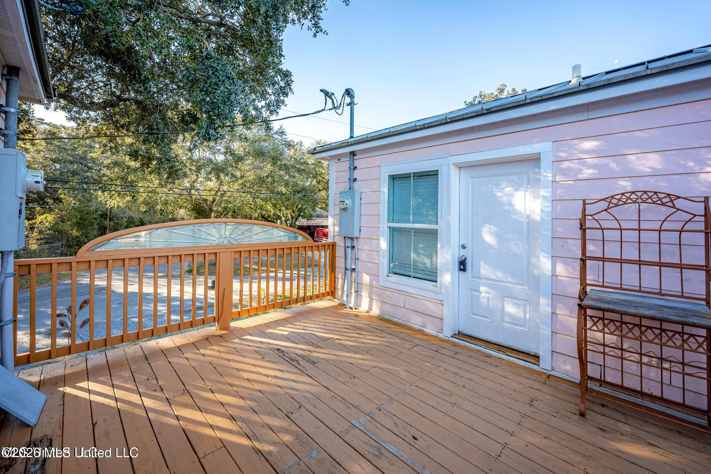 2231 E Simmons Bayou Drive Property Photo 31