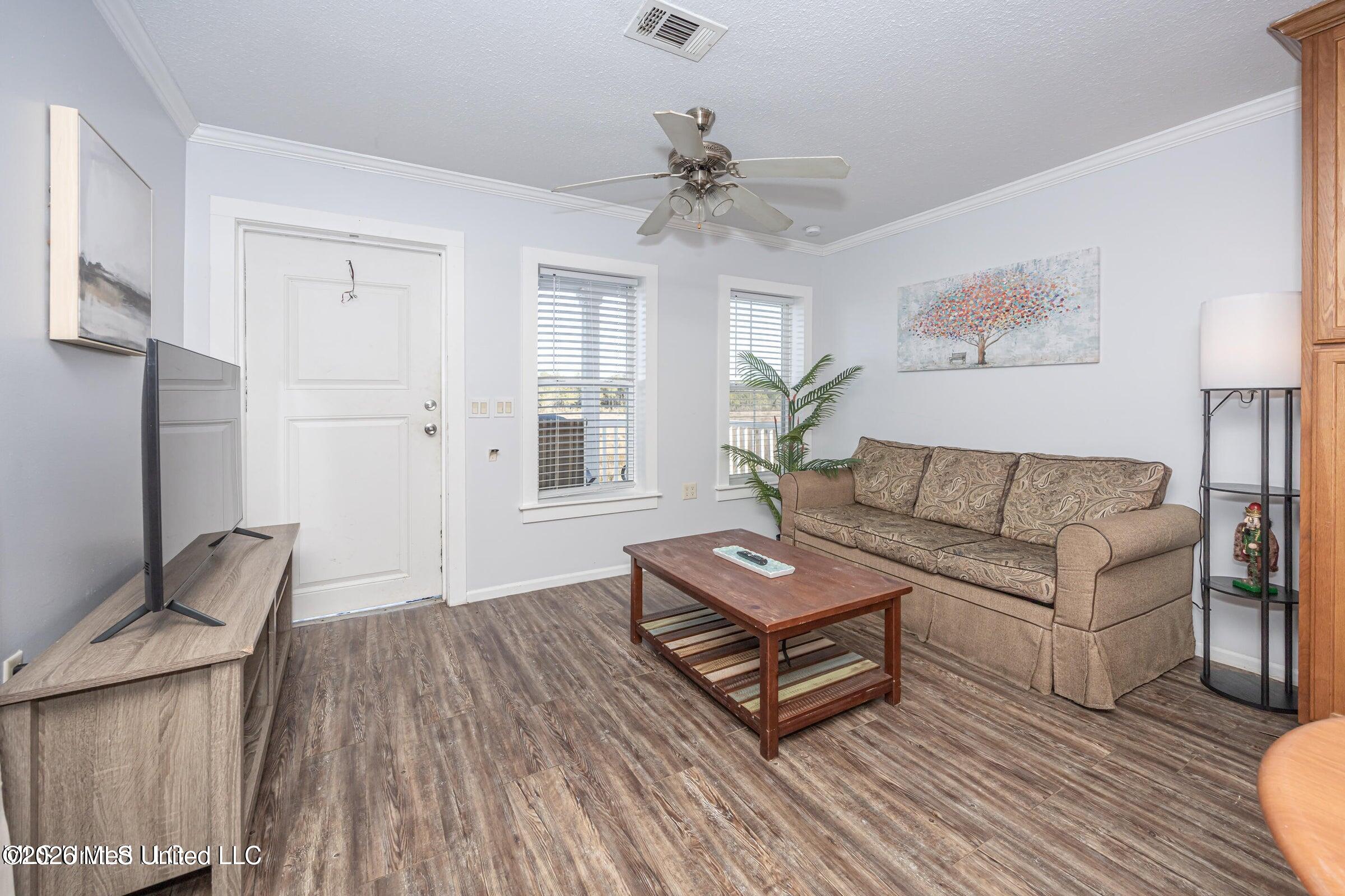 2231 E Simmons Bayou Drive Property Photo 36