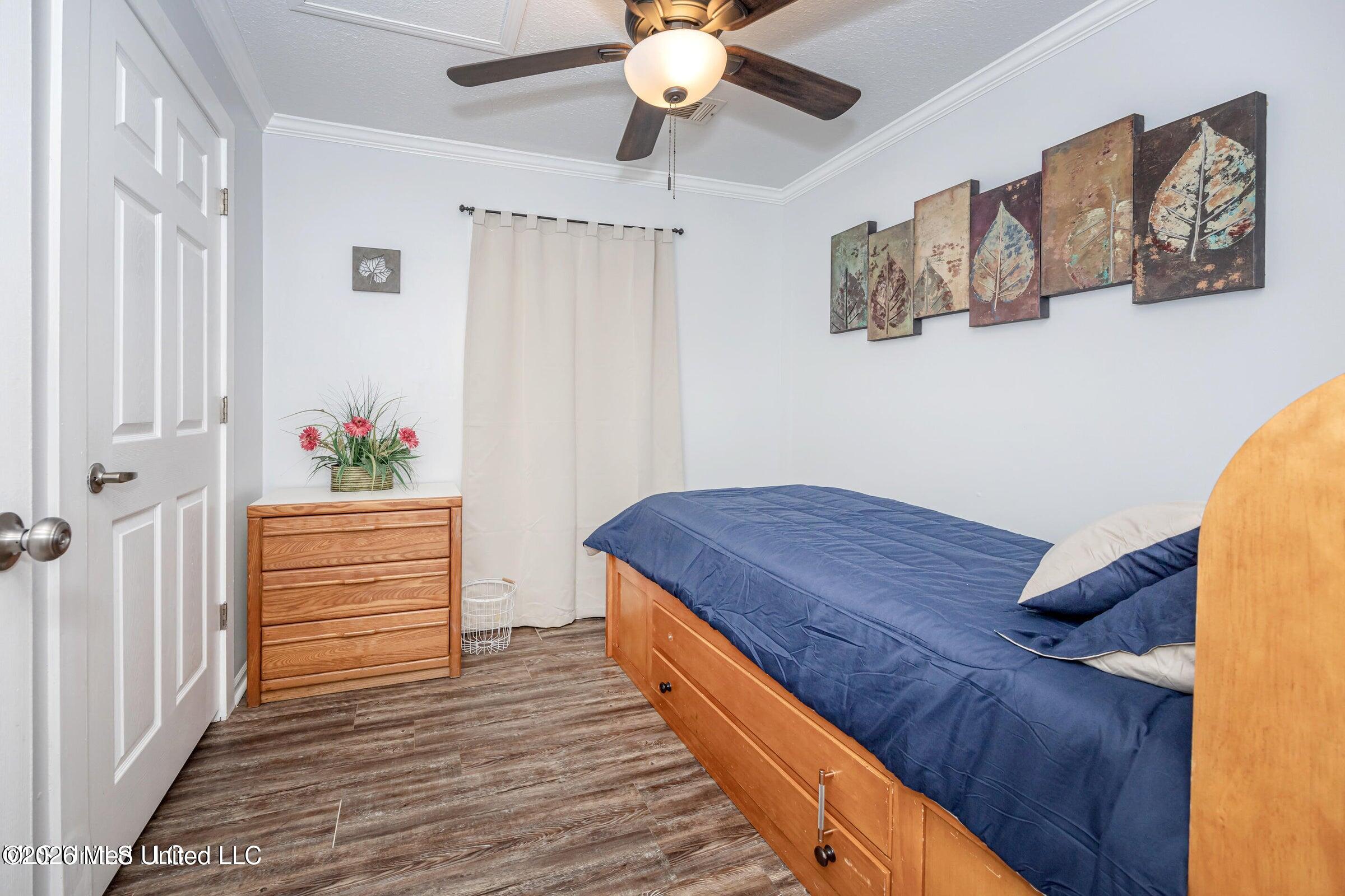 2231 E Simmons Bayou Drive Property Photo 43