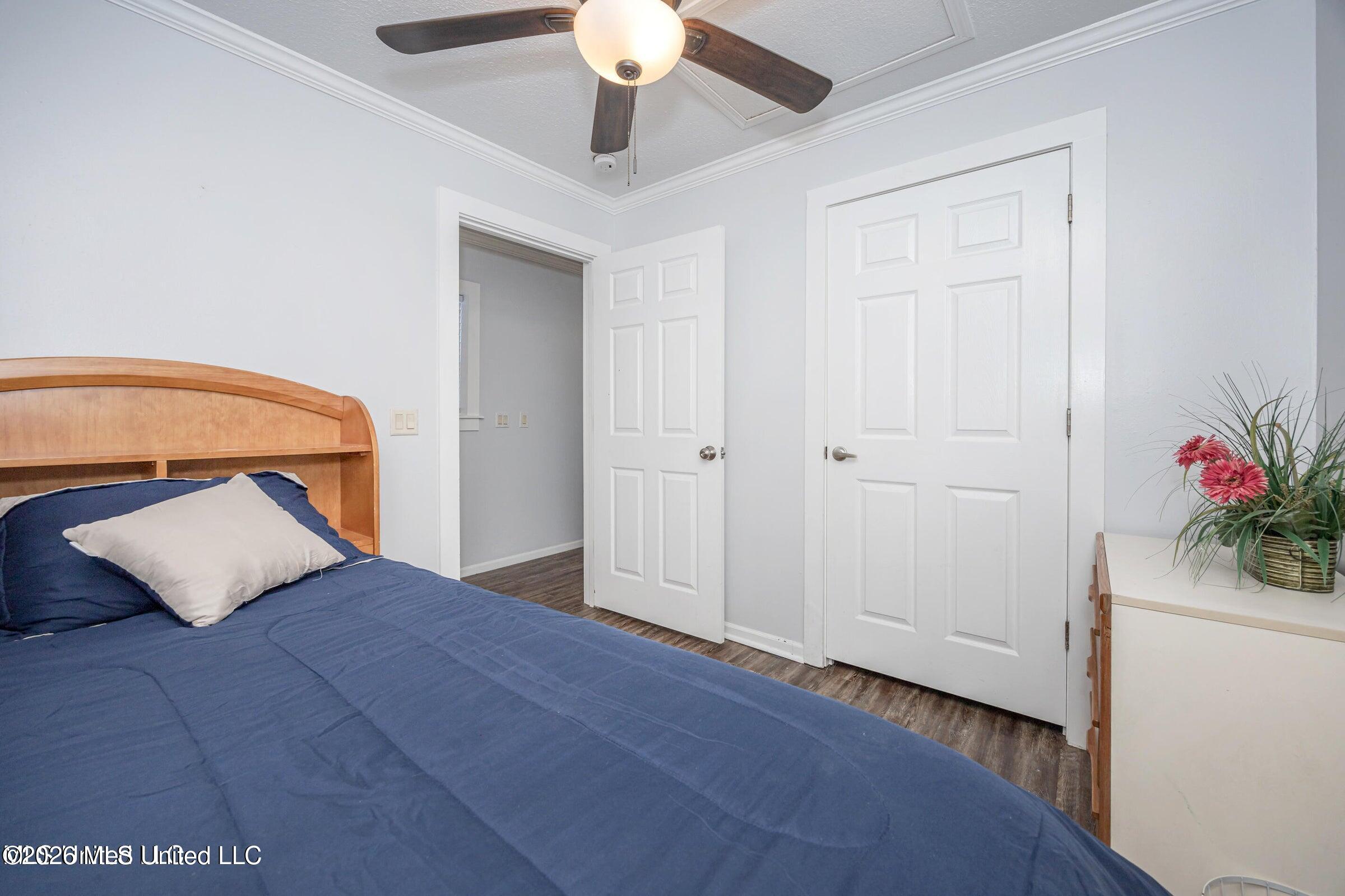 2231 E Simmons Bayou Drive Property Photo 44