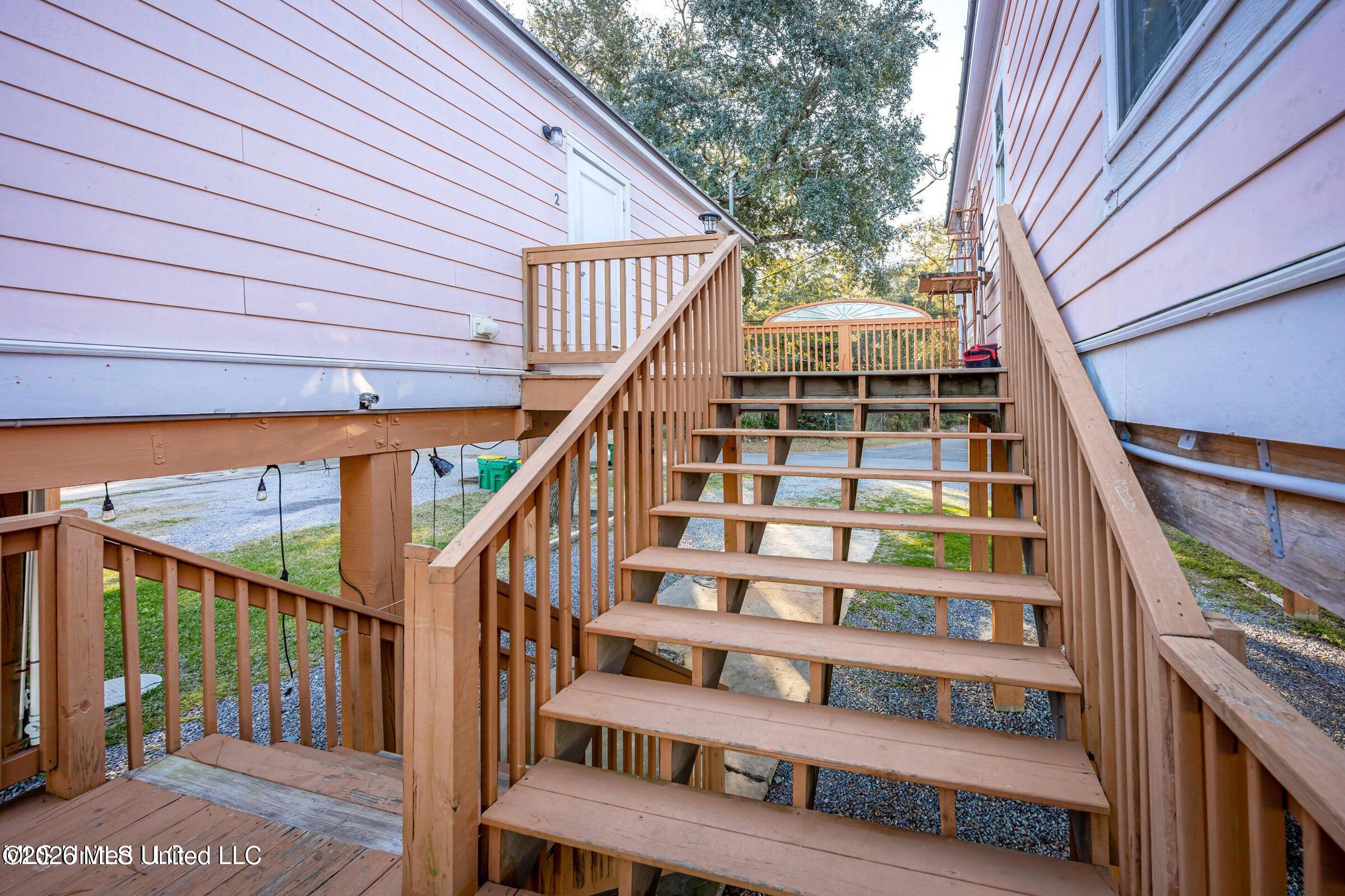 2231 E Simmons Bayou Drive Property Photo 55