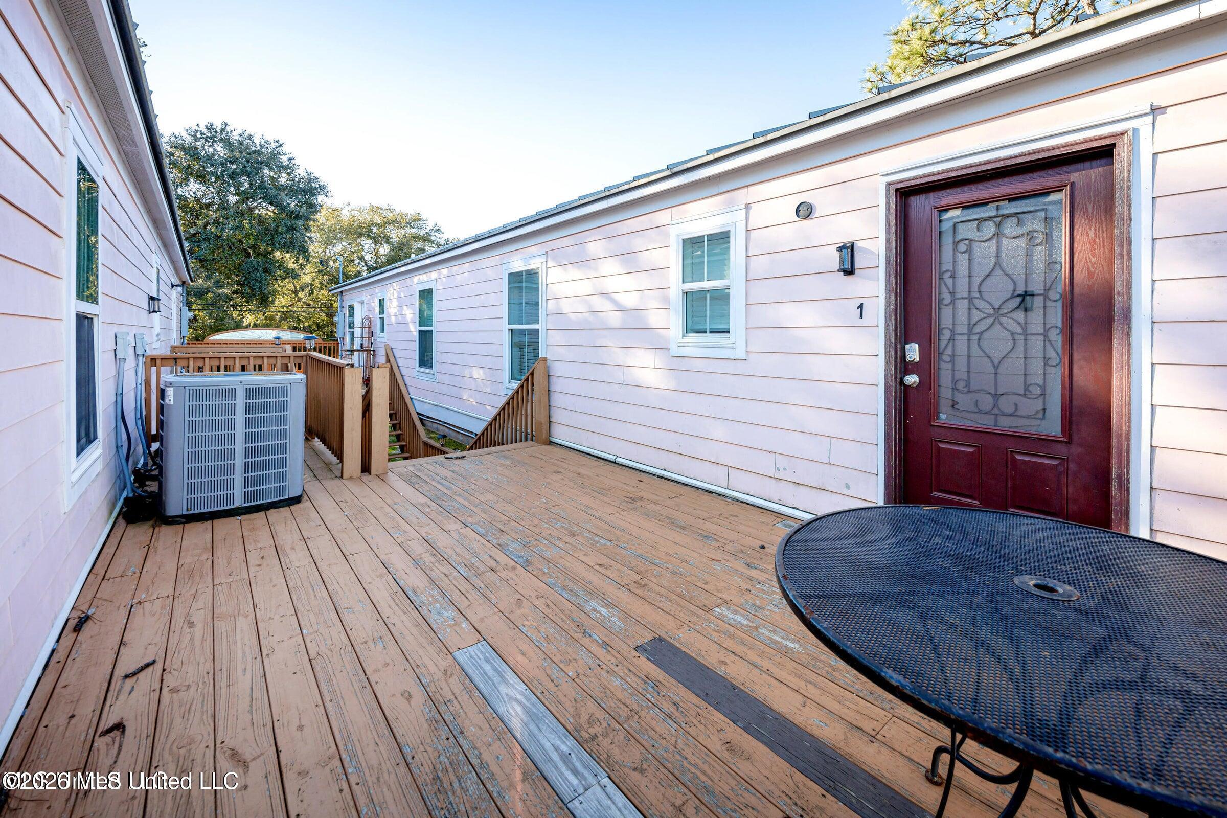 2231 E Simmons Bayou Drive Property Photo 58