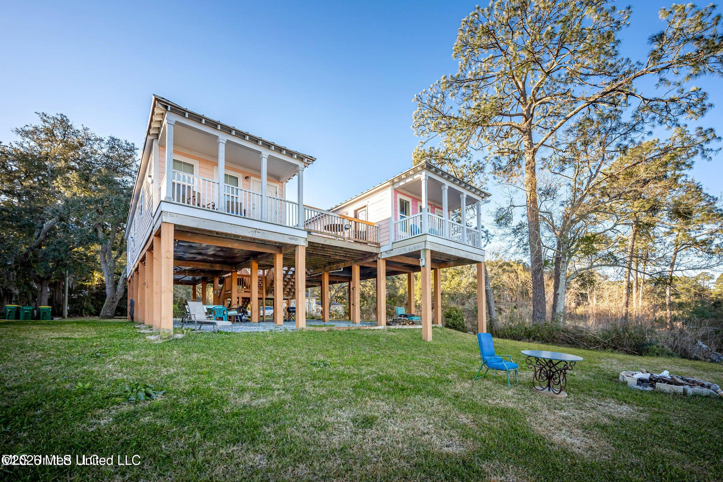 2231 E Simmons Bayou Drive Property Photo 61