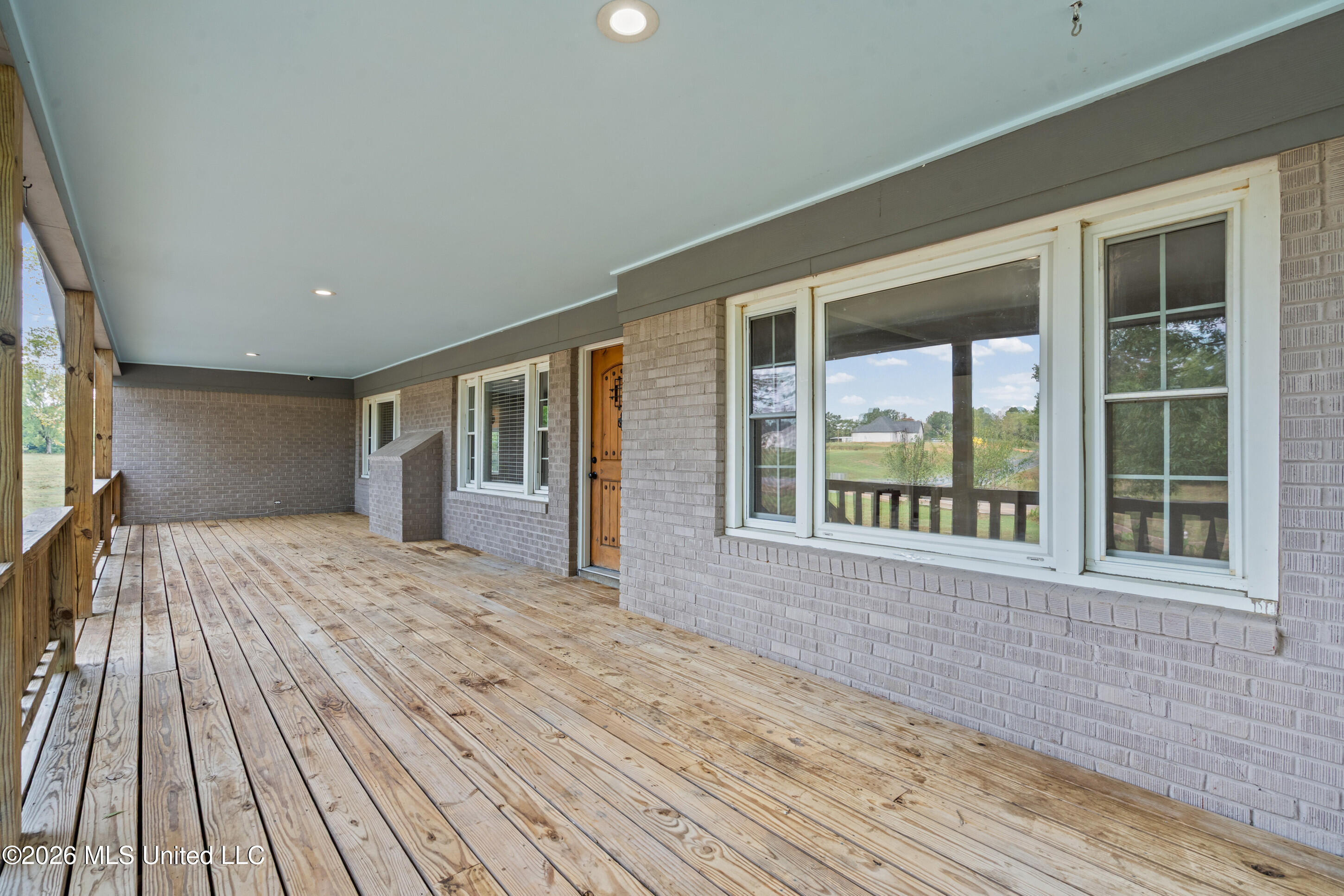 718 Mount Zion Road Property Photo 3