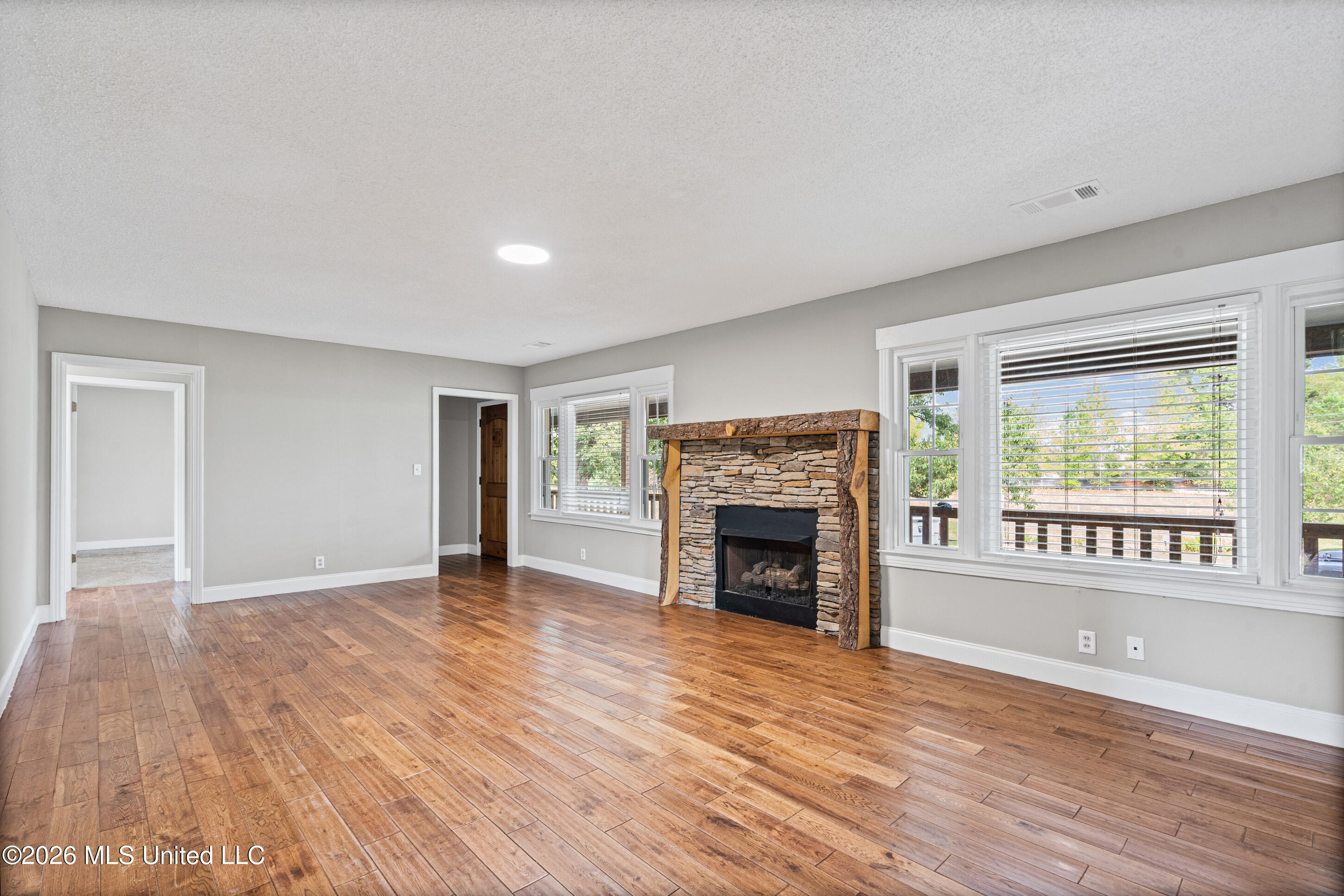718 Mount Zion Road Property Photo 5