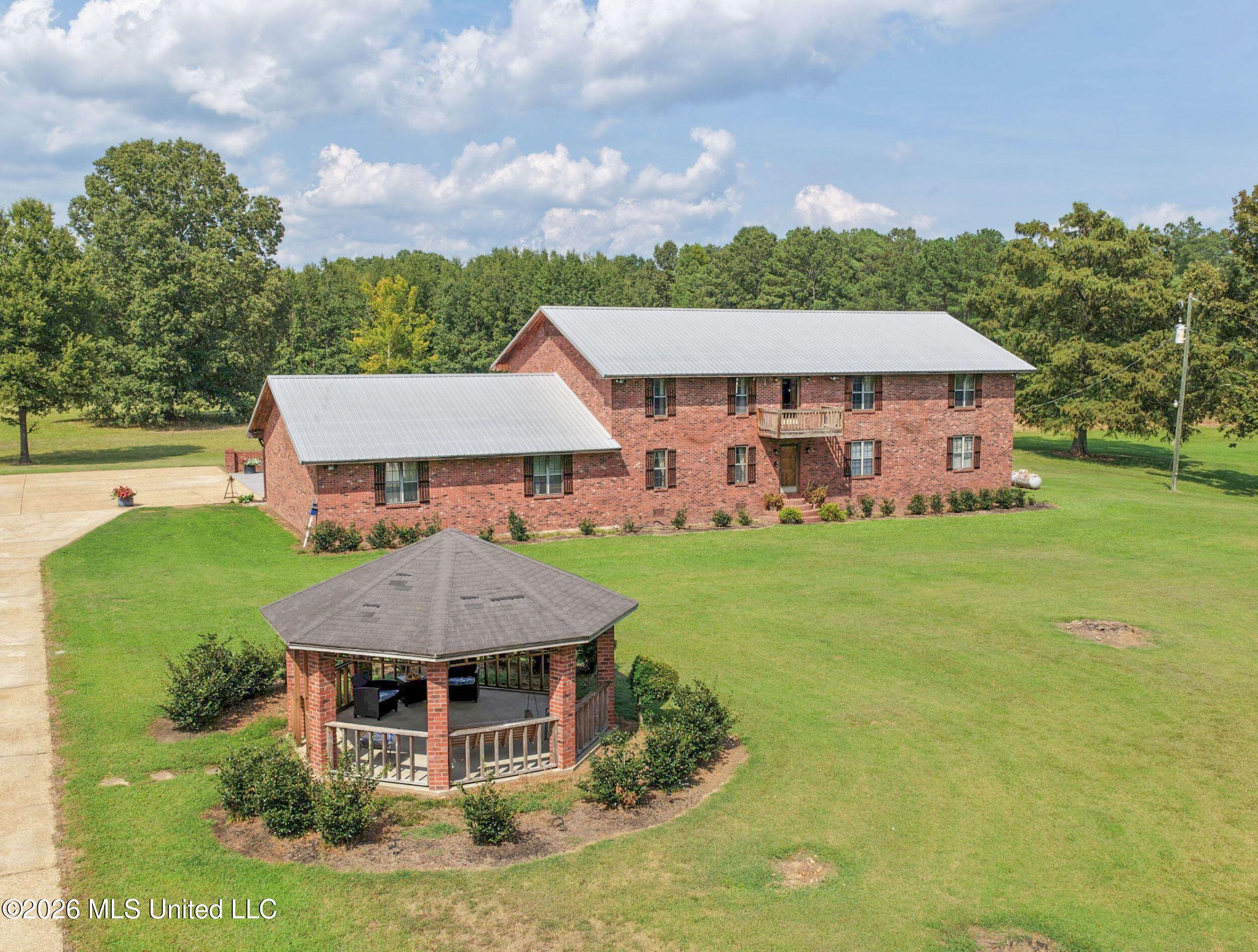 24769 Highway 315 Property Photo 4