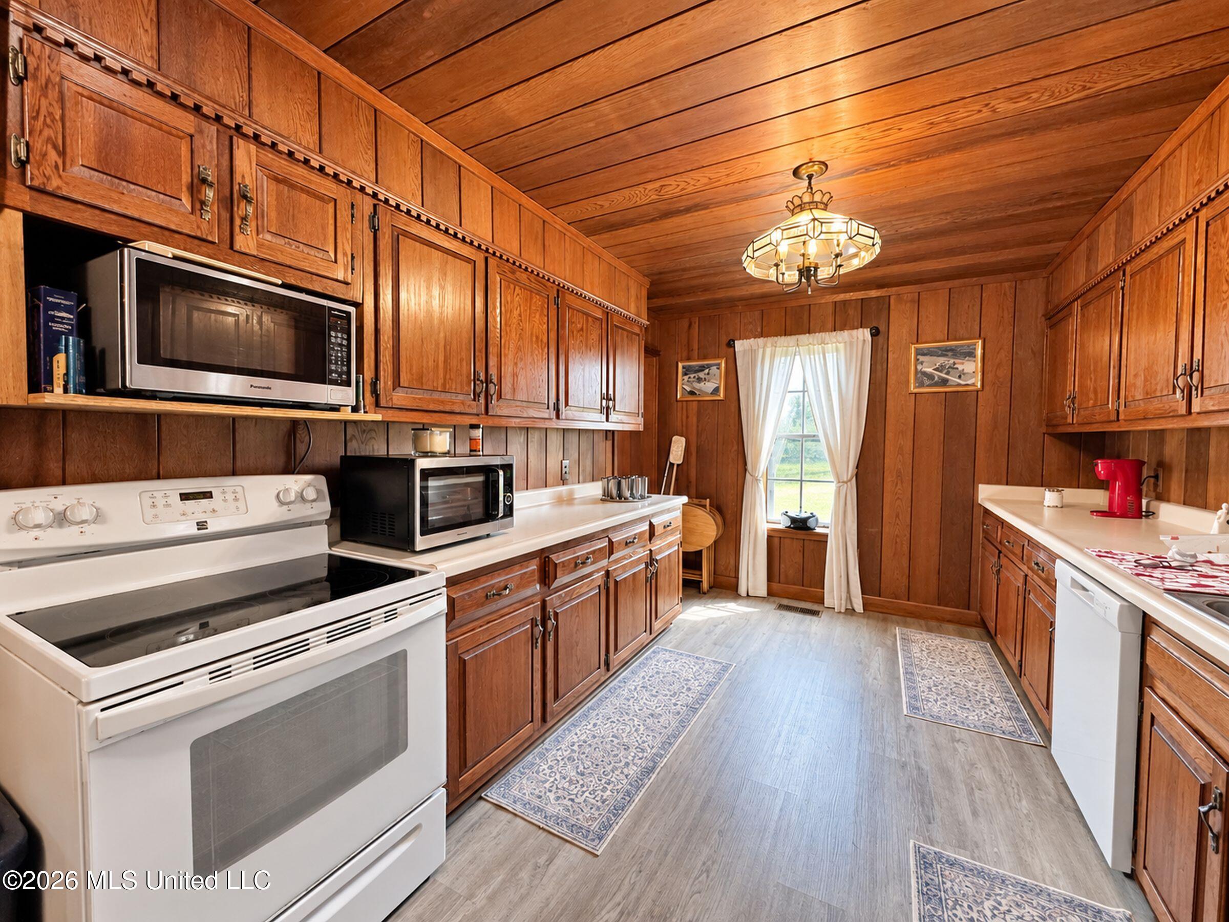 24769 Highway 315 Property Photo 87
