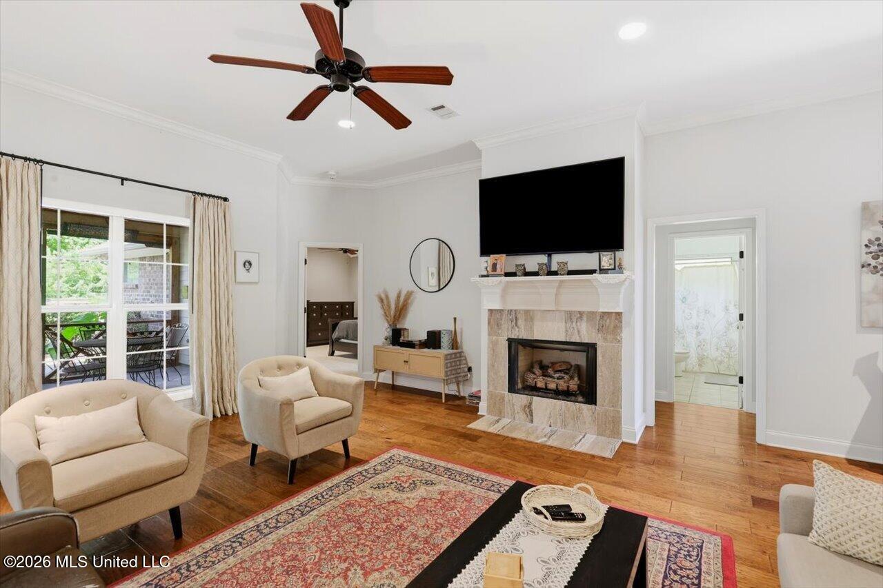 141 Hampton Place Property Photo 8