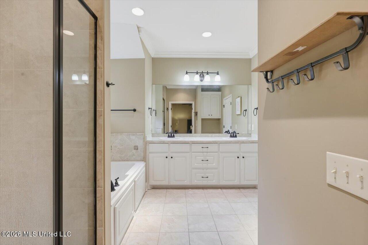 141 Hampton Place Property Photo 23