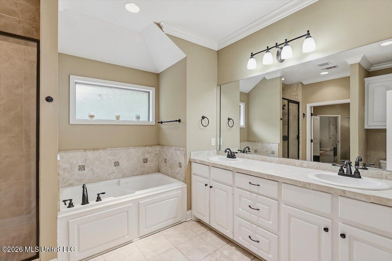141 Hampton Place Property Photo 24
