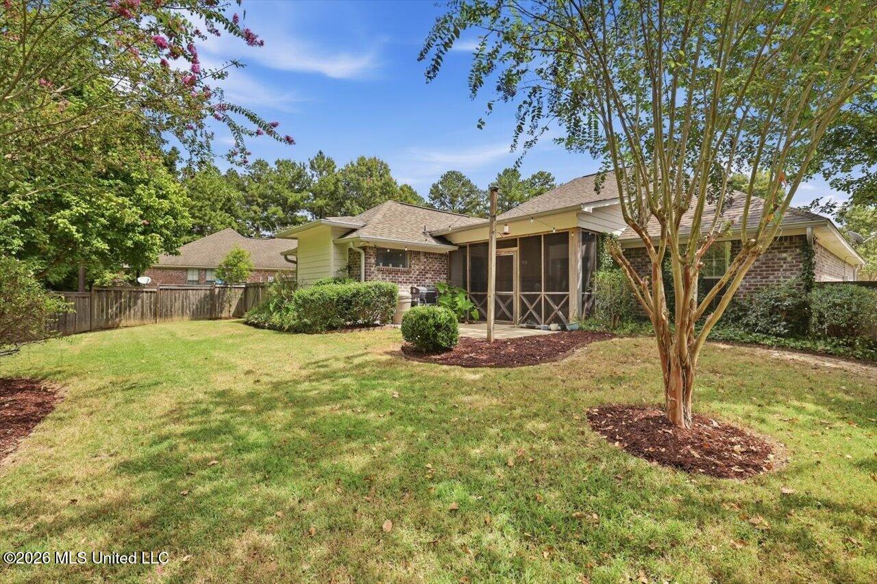 141 Hampton Place Property Photo 34