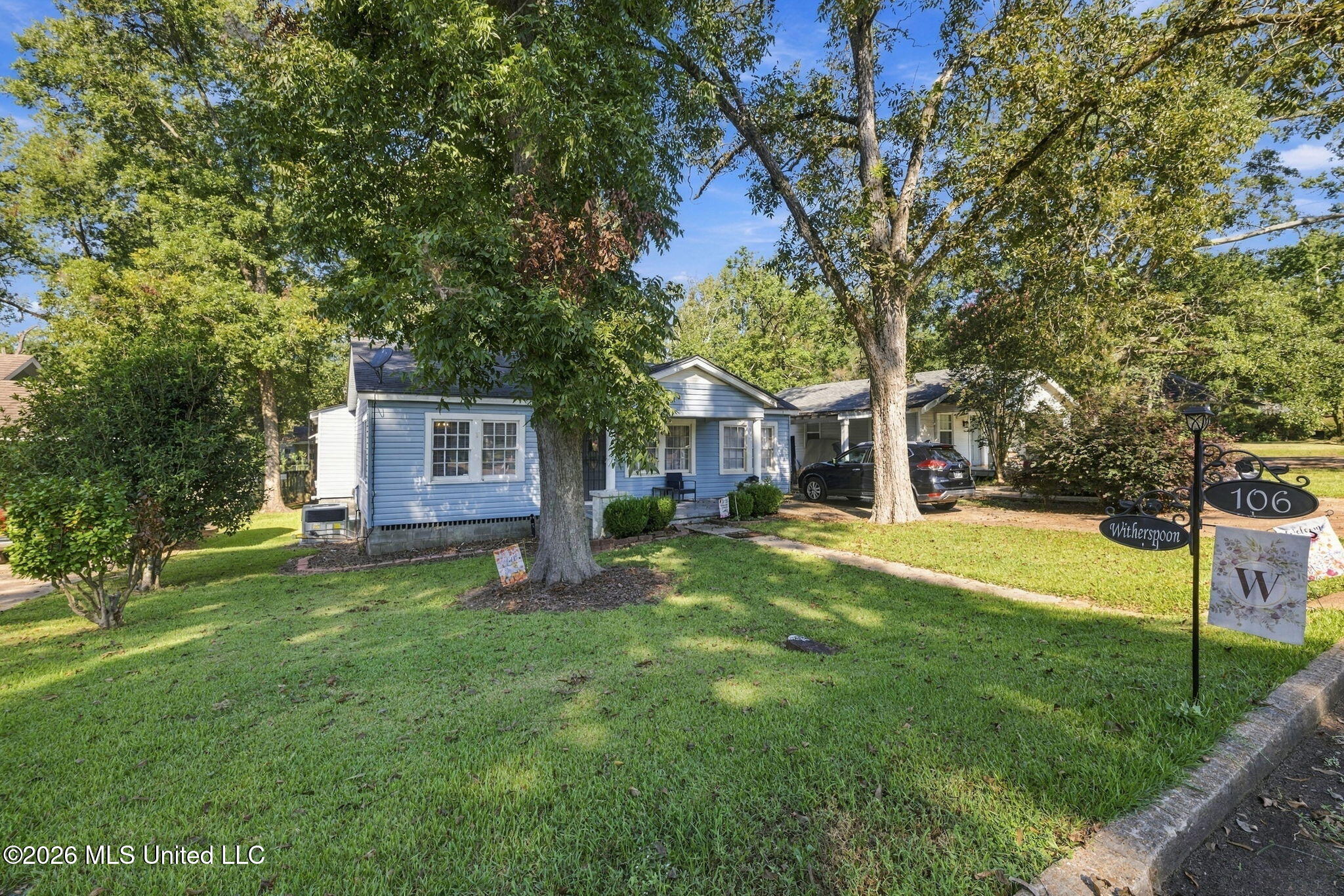 106 3rd Avenue Property Photo 3